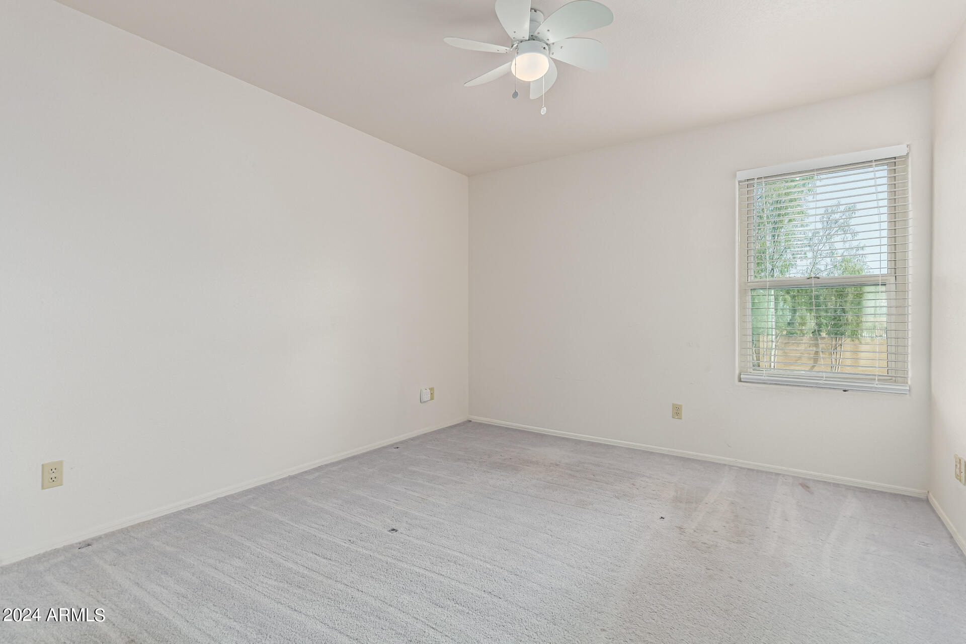 17239 E La Pasada Drive