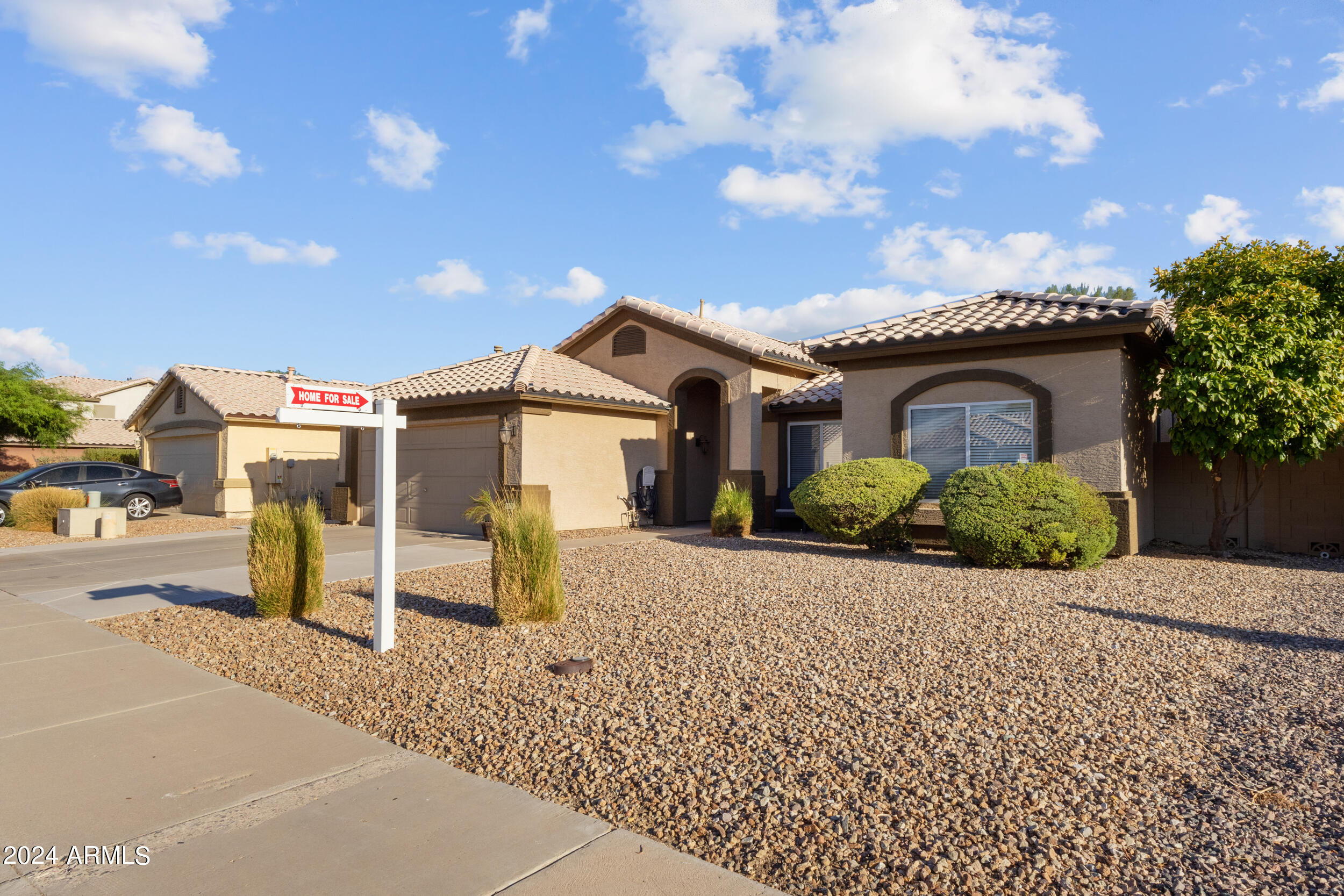 16091 W MARICOPA Street