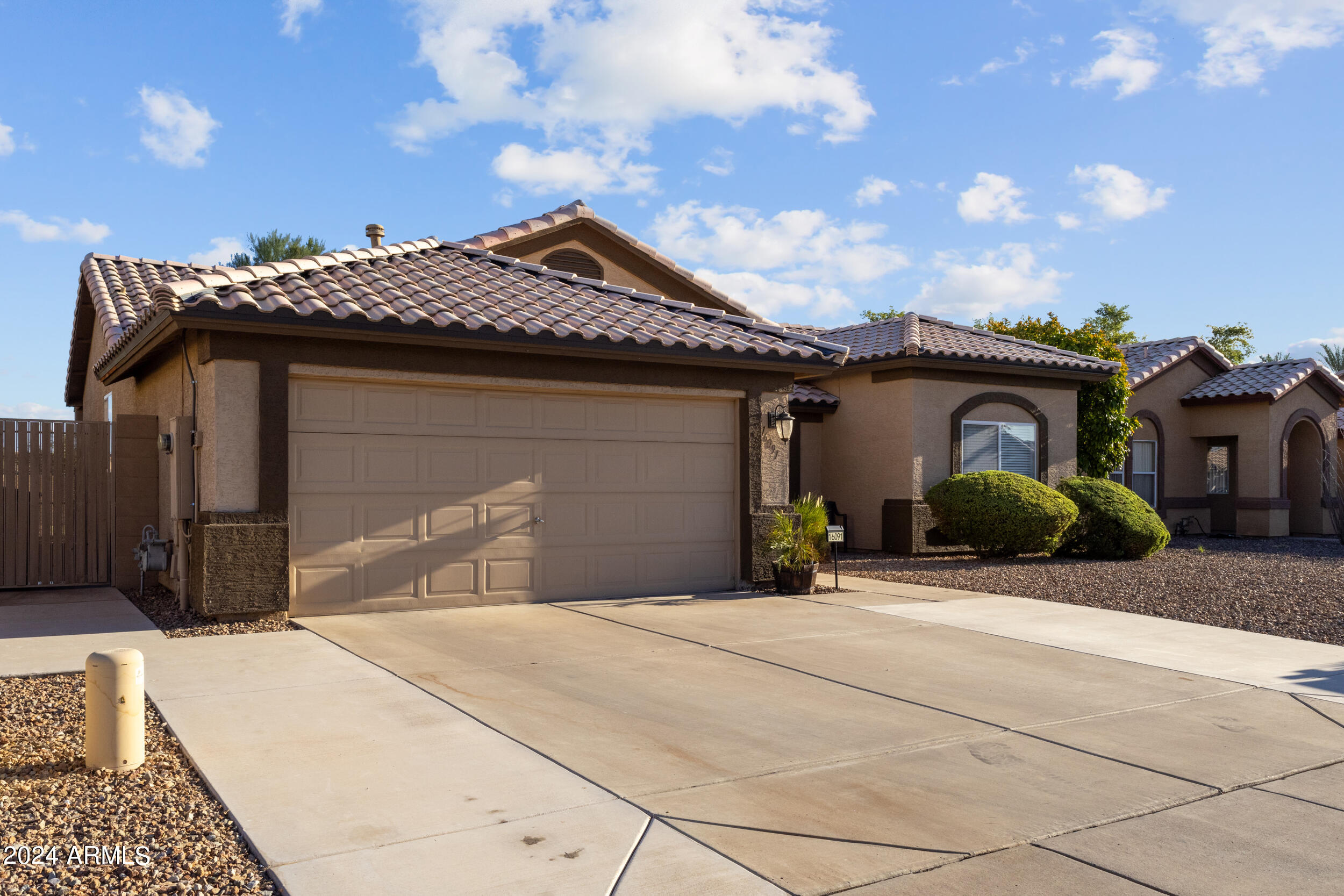 16091 W MARICOPA Street