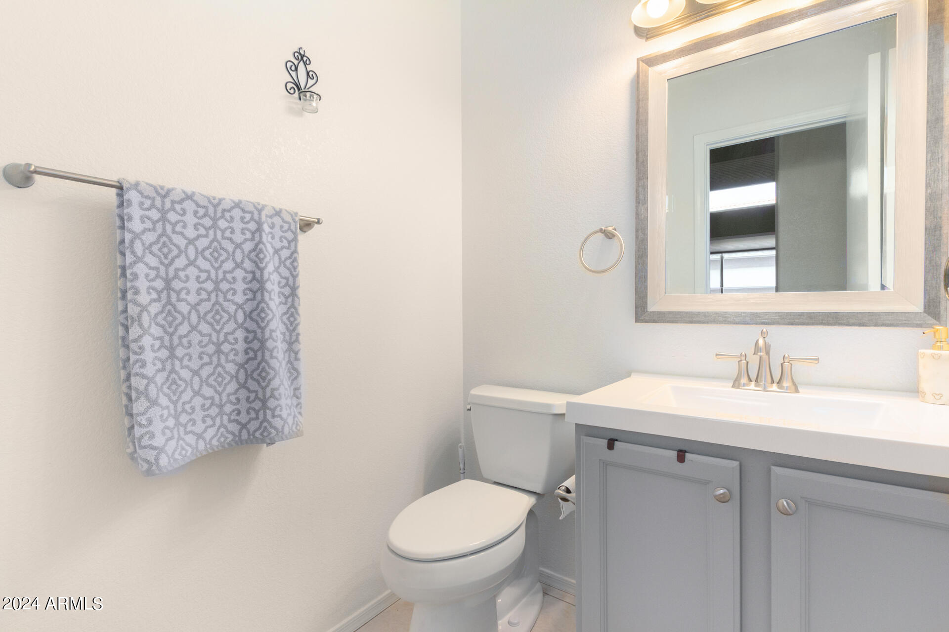 4715 E AMBERWOOD Drive