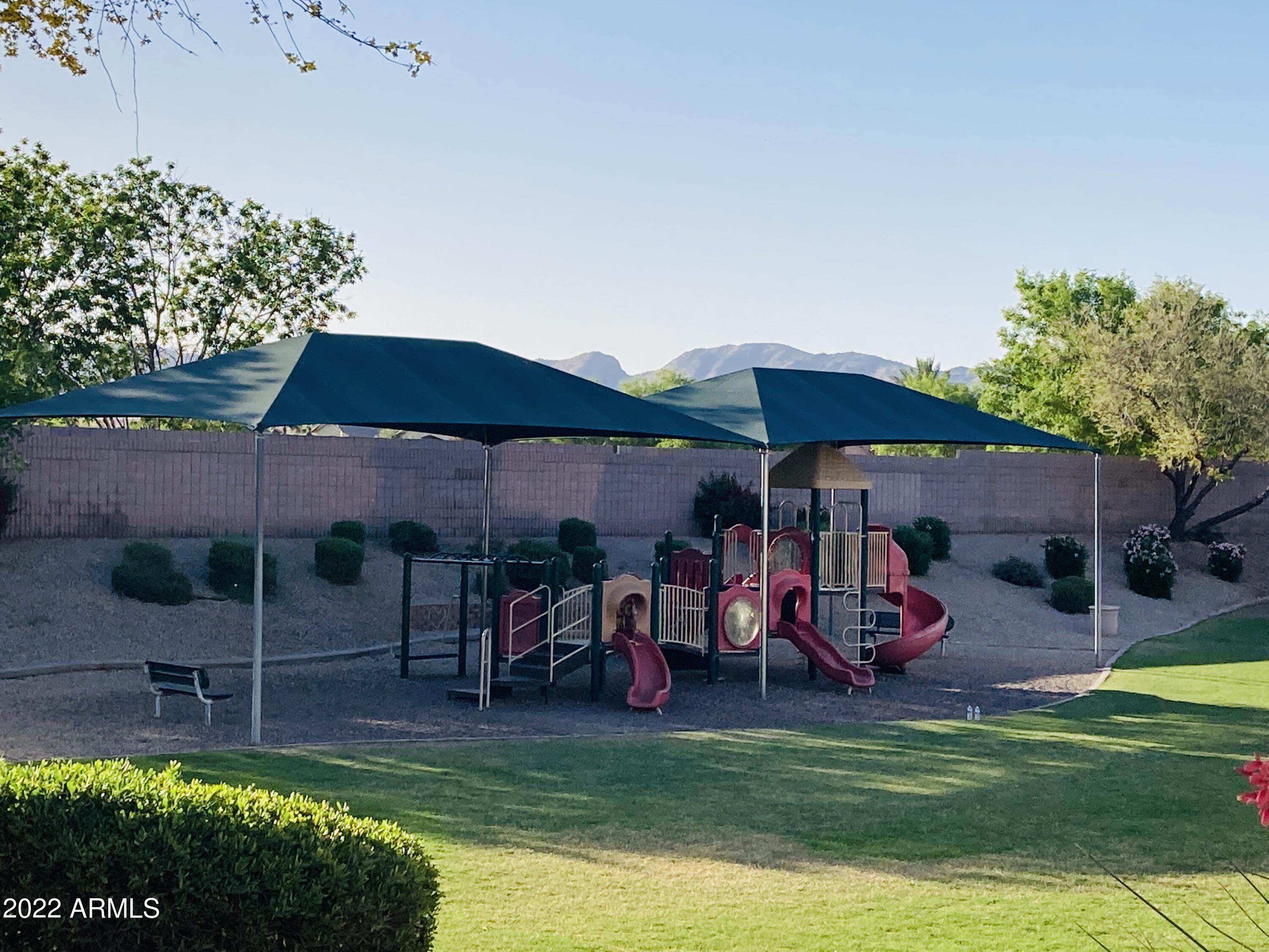 4715 E AMBERWOOD Drive