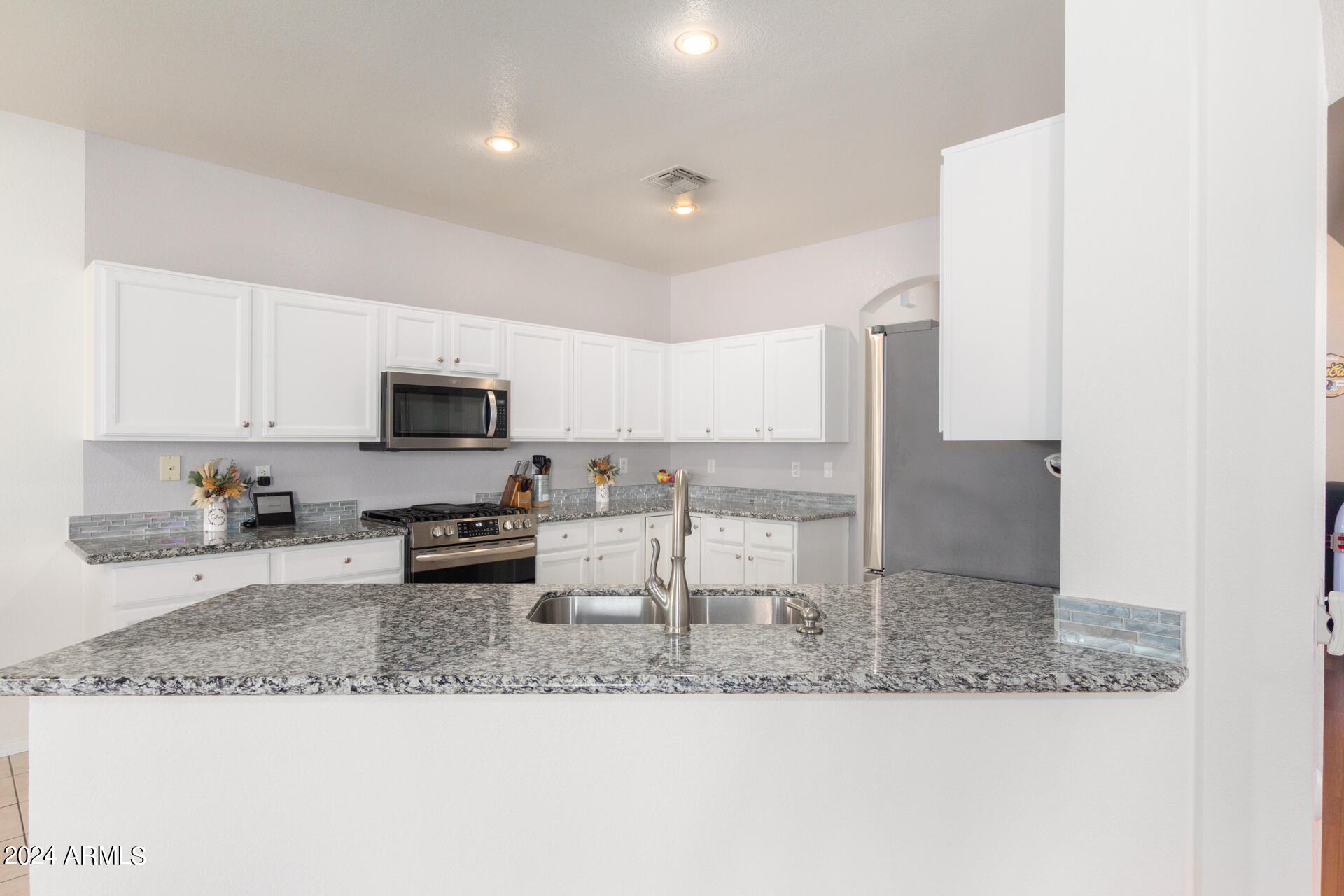 4715 E AMBERWOOD Drive