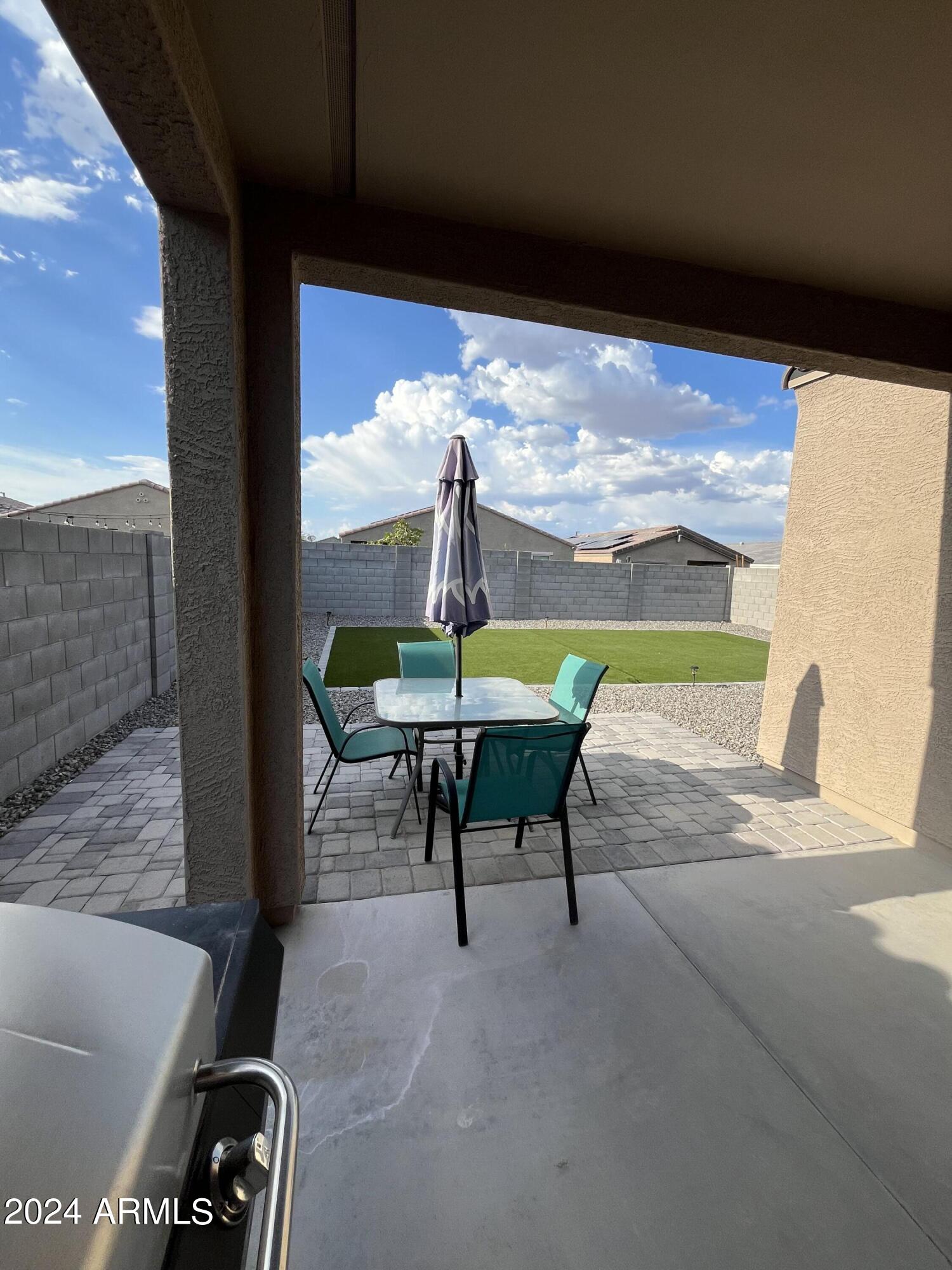 12634 W MYRTLE Avenue