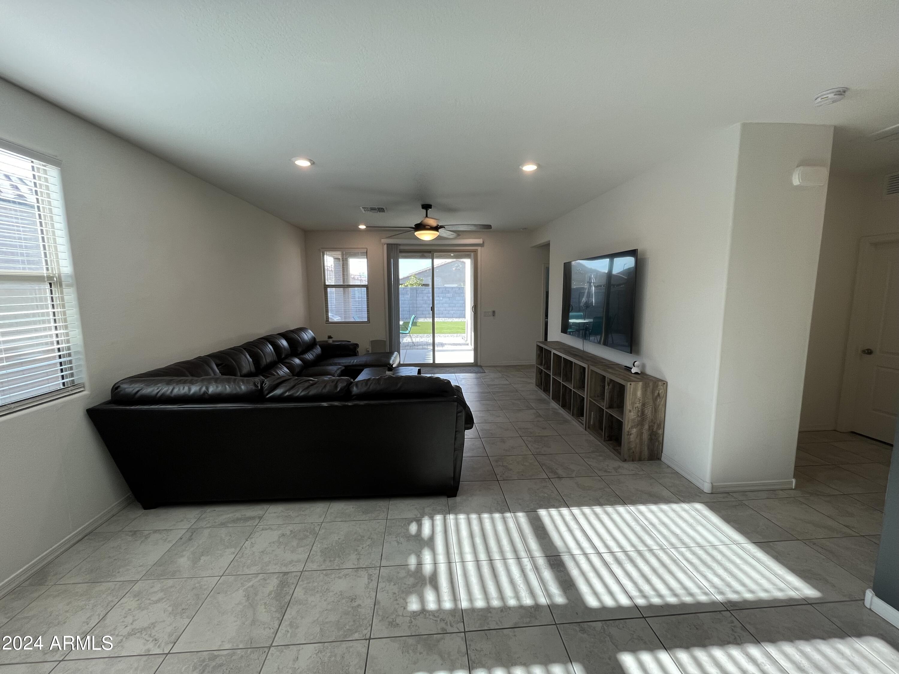 12634 W MYRTLE Avenue