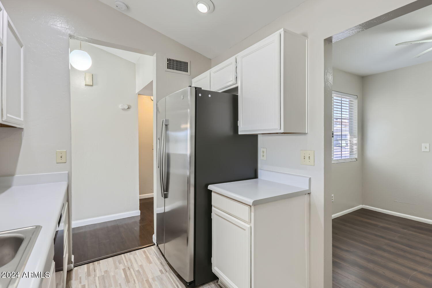 4169 E HUNTINGTON Drive