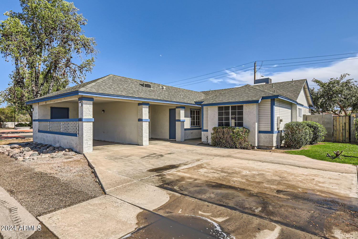 4169 E HUNTINGTON Drive