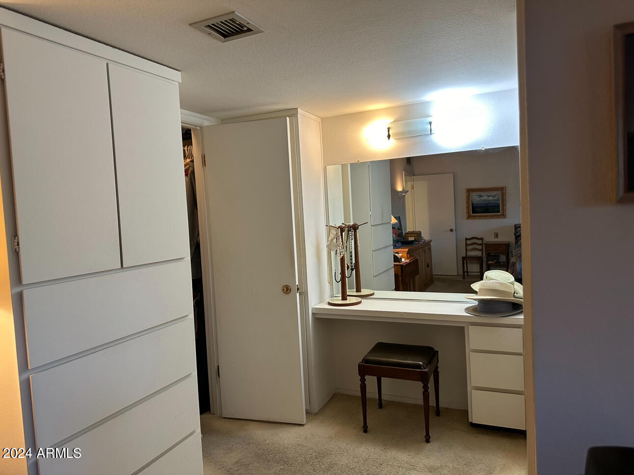 16601 N Orchard HIlls Drive