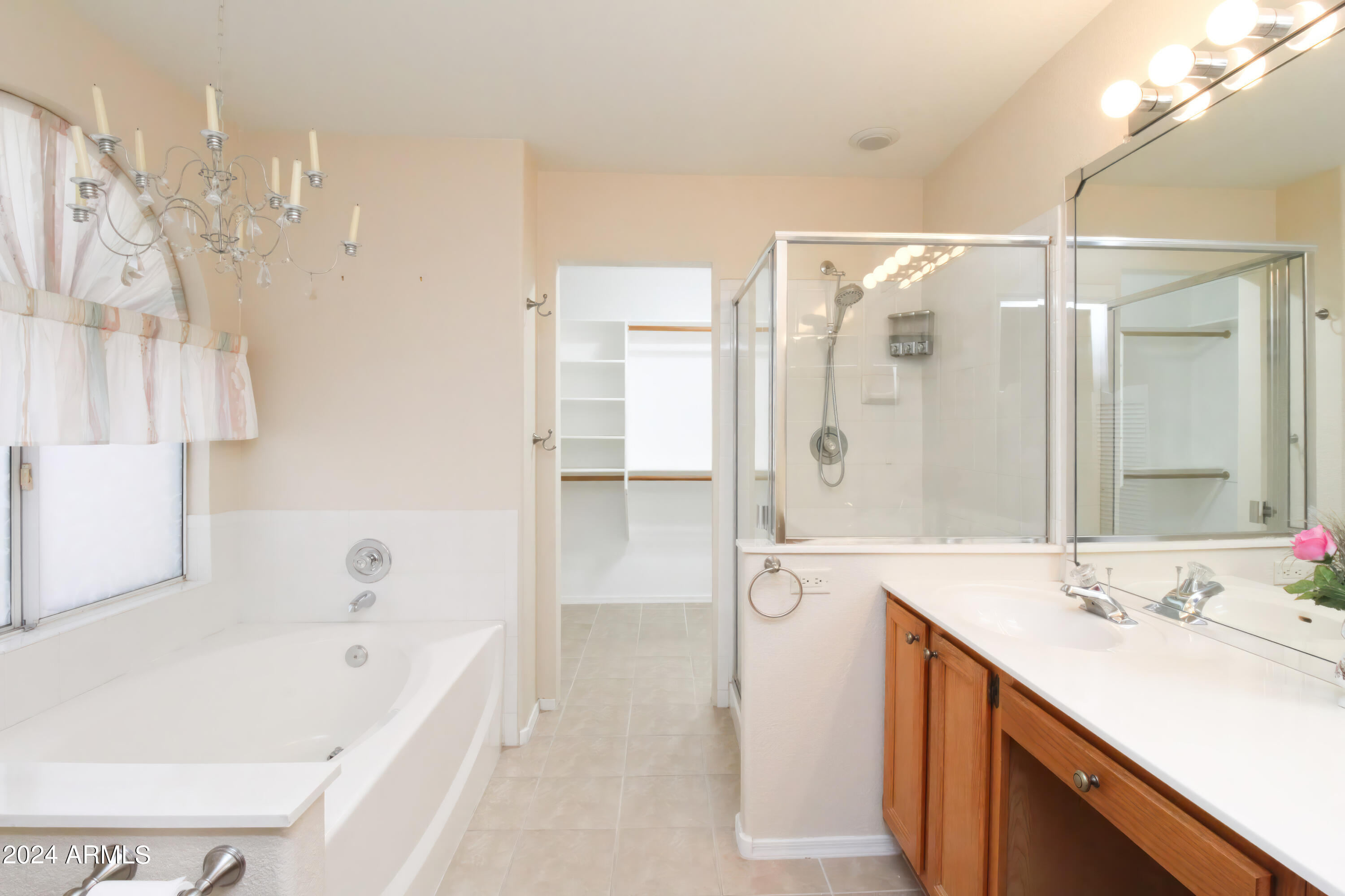 6216 E PRESTON Street