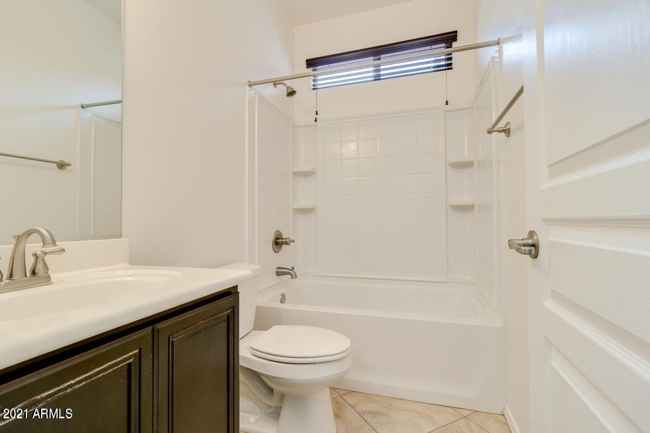 1705 W PELICAN Drive