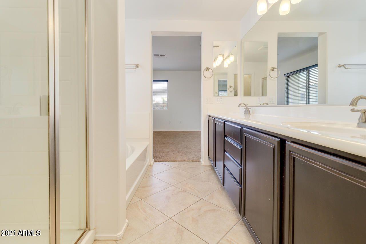 1705 W PELICAN Drive