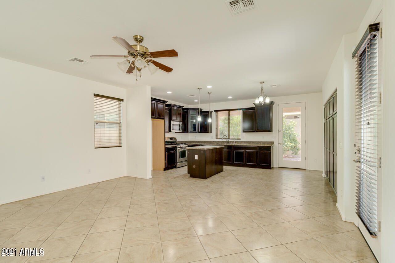 1705 W PELICAN Drive