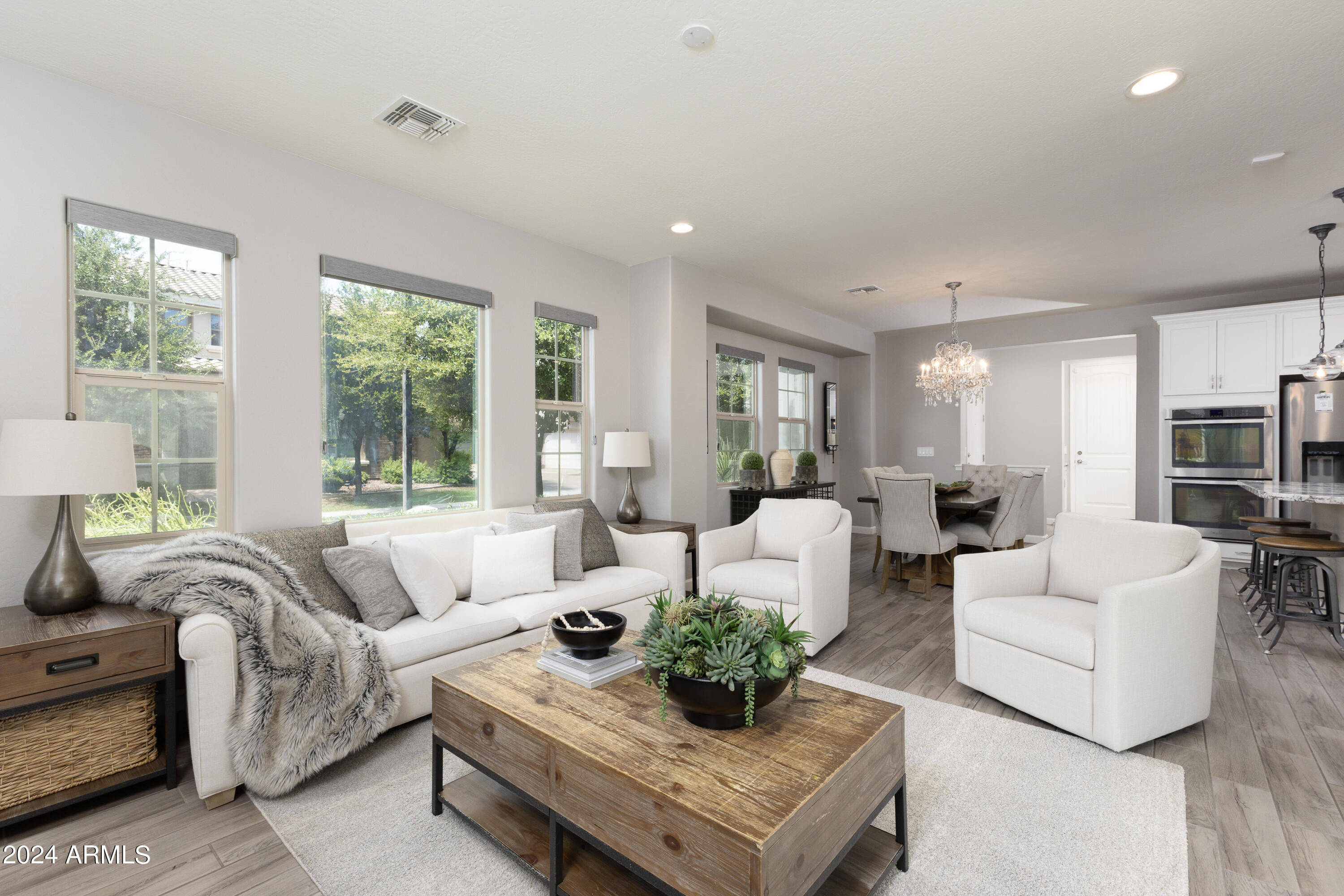 1961 W Yellowstone Way