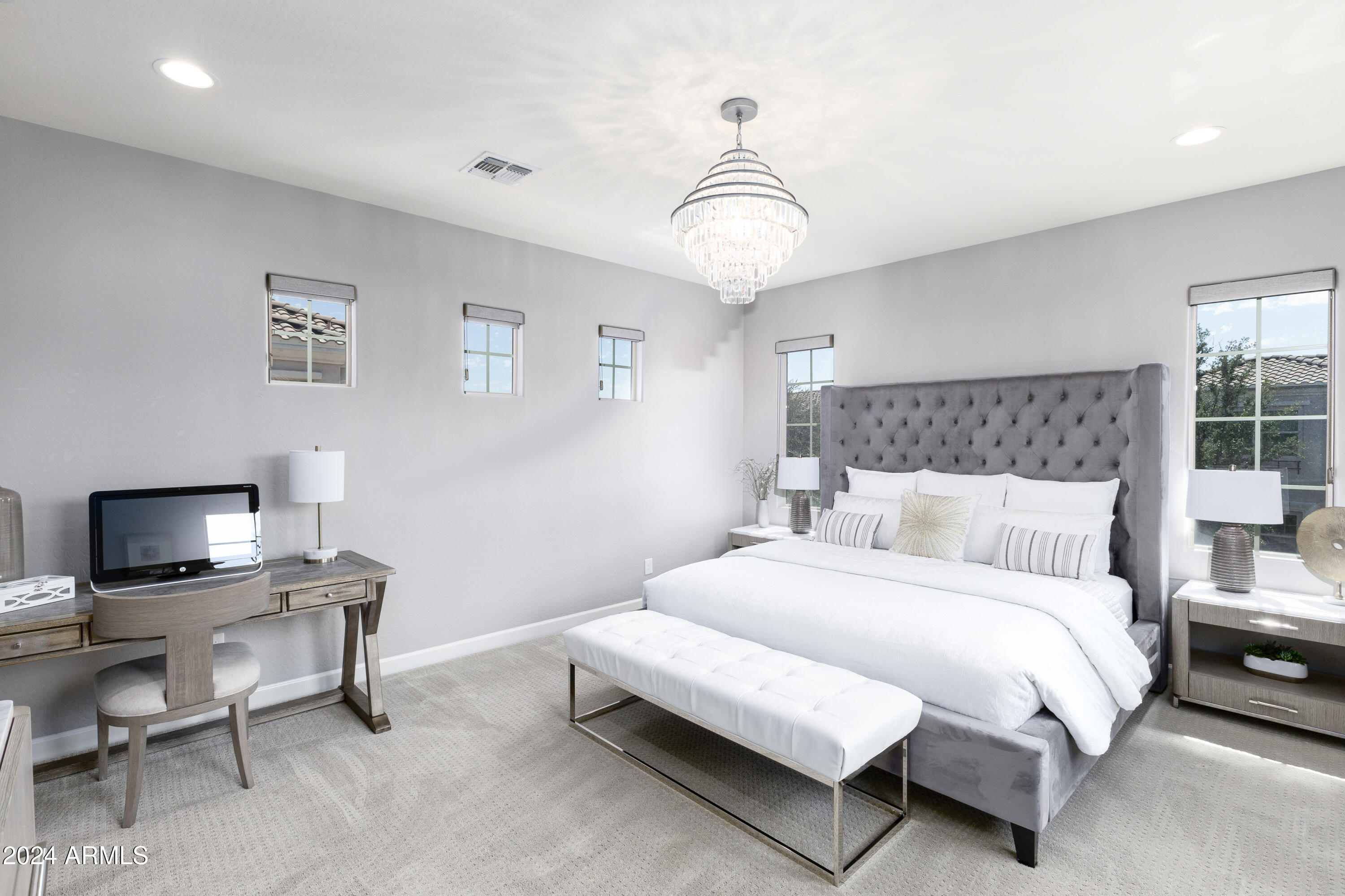 1961 W Yellowstone Way