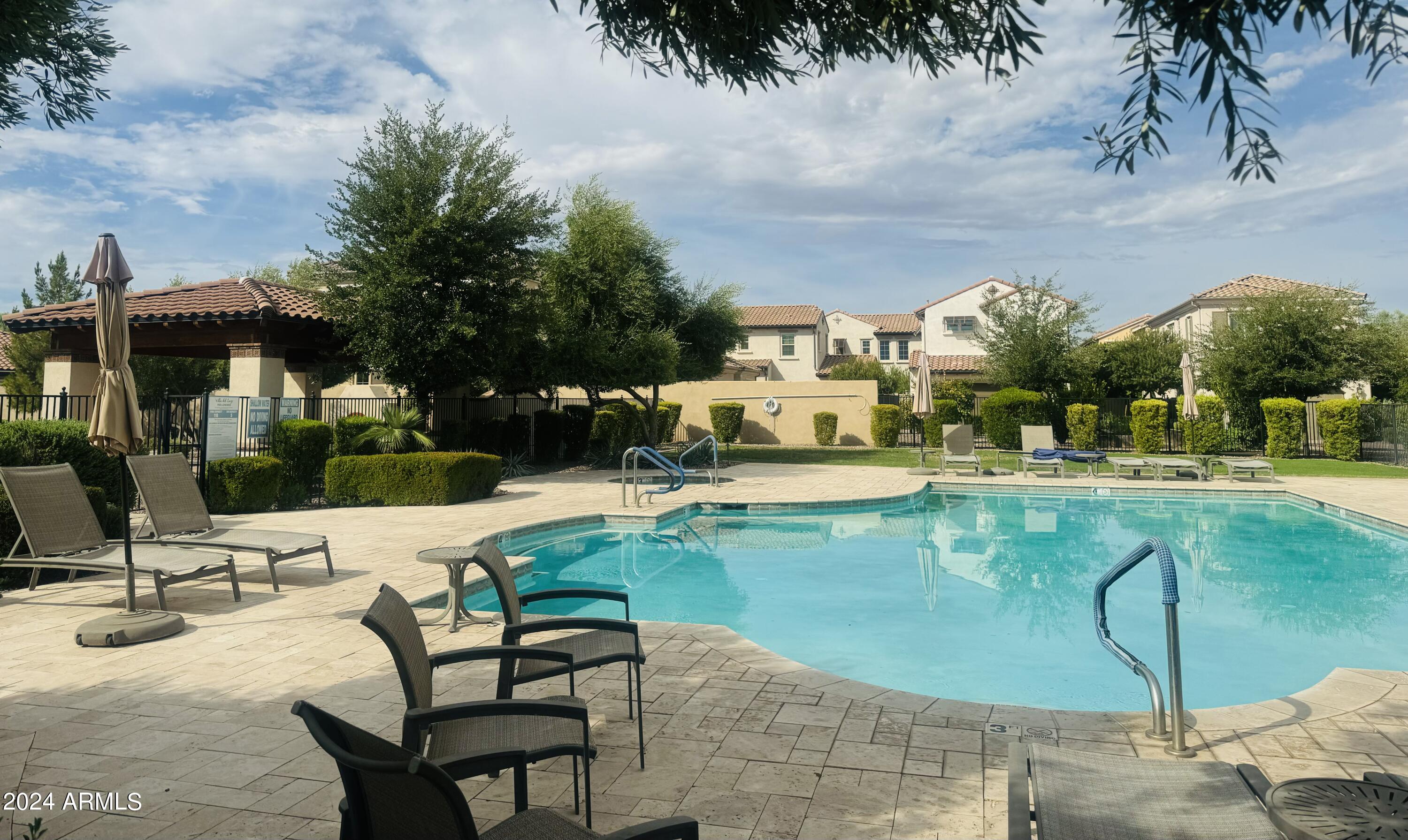 1961 W Yellowstone Way