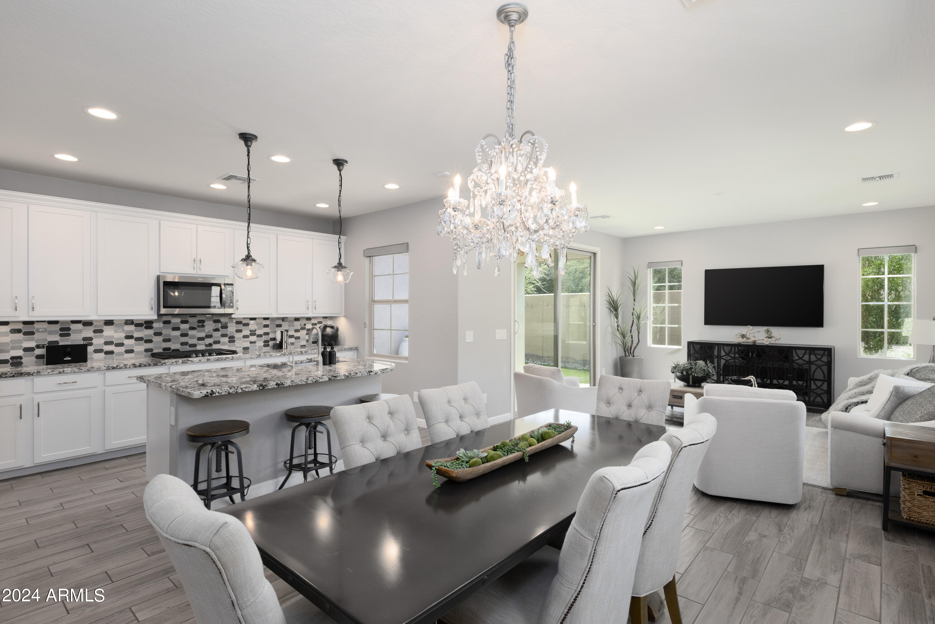 1961 W Yellowstone Way