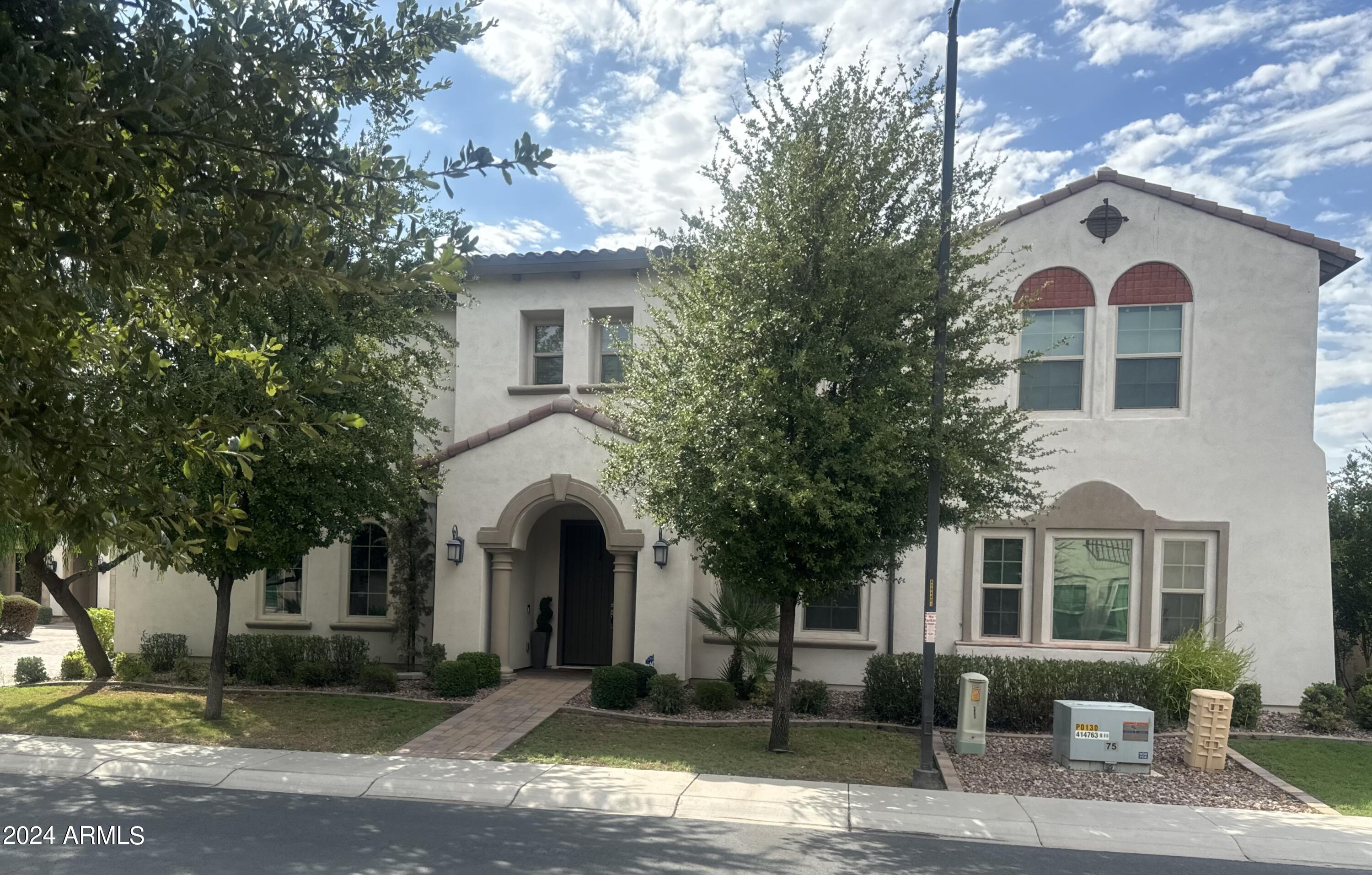 1961 W Yellowstone Way