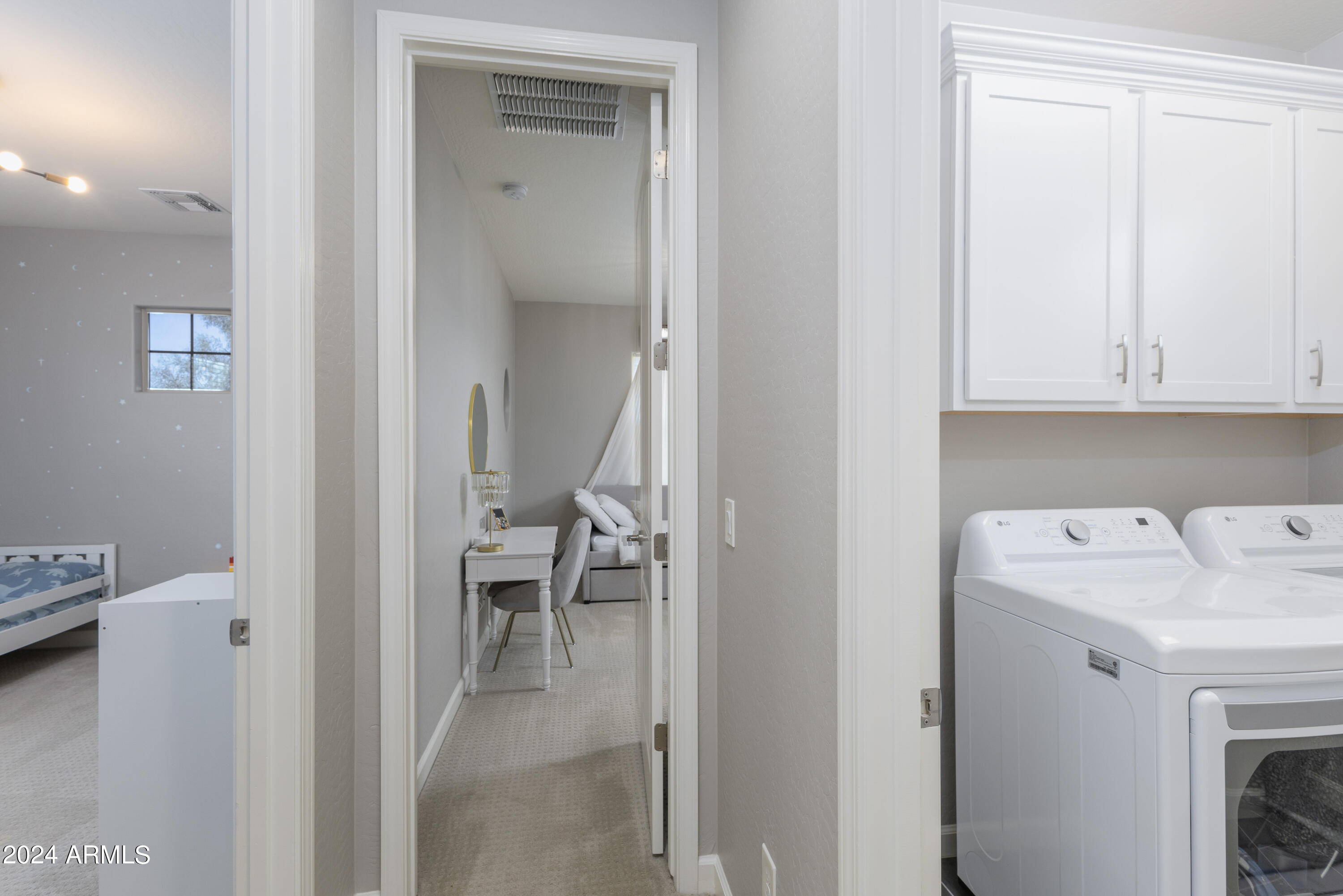 1961 W Yellowstone Way