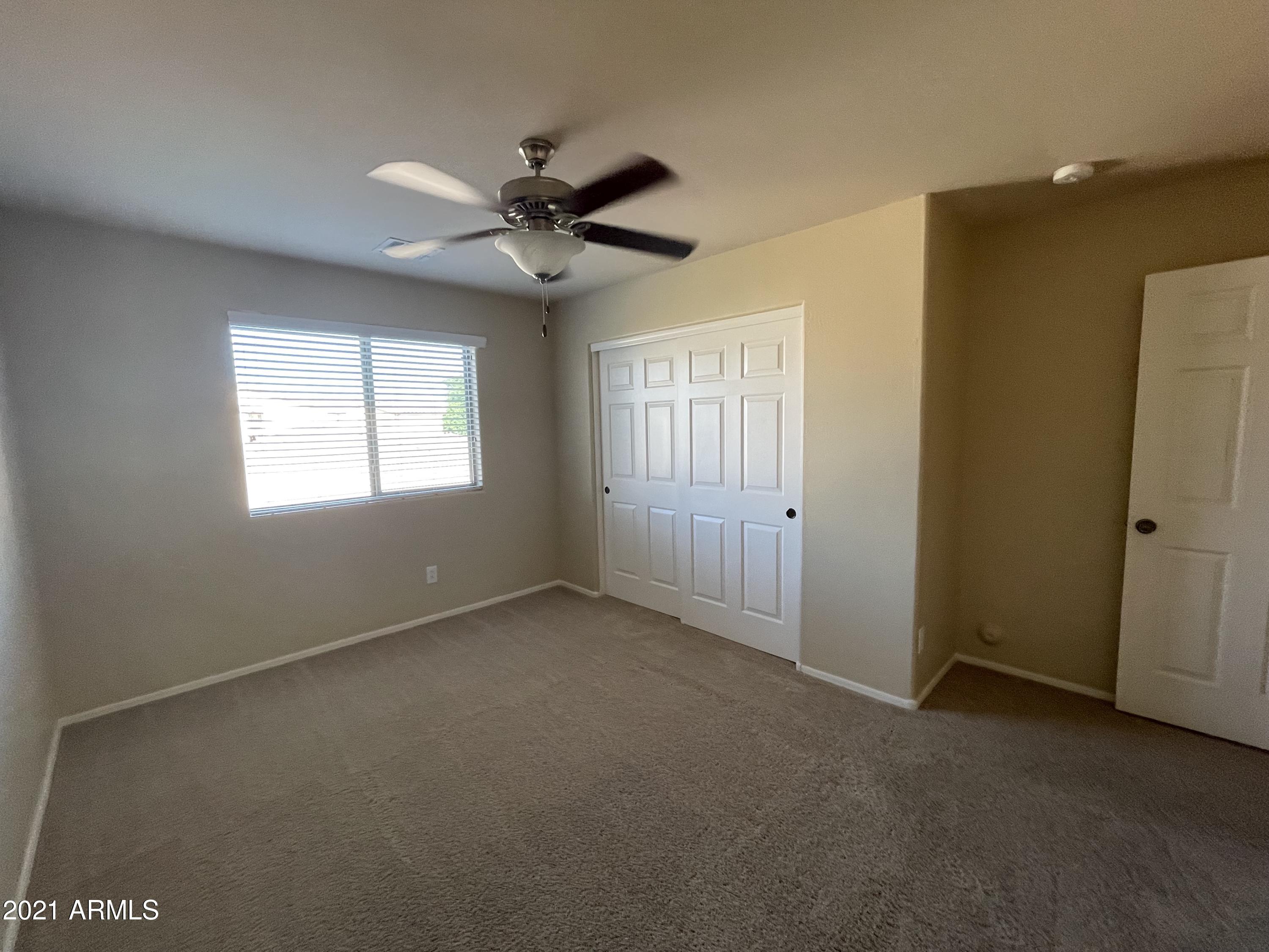 3304 E Blueridge Way