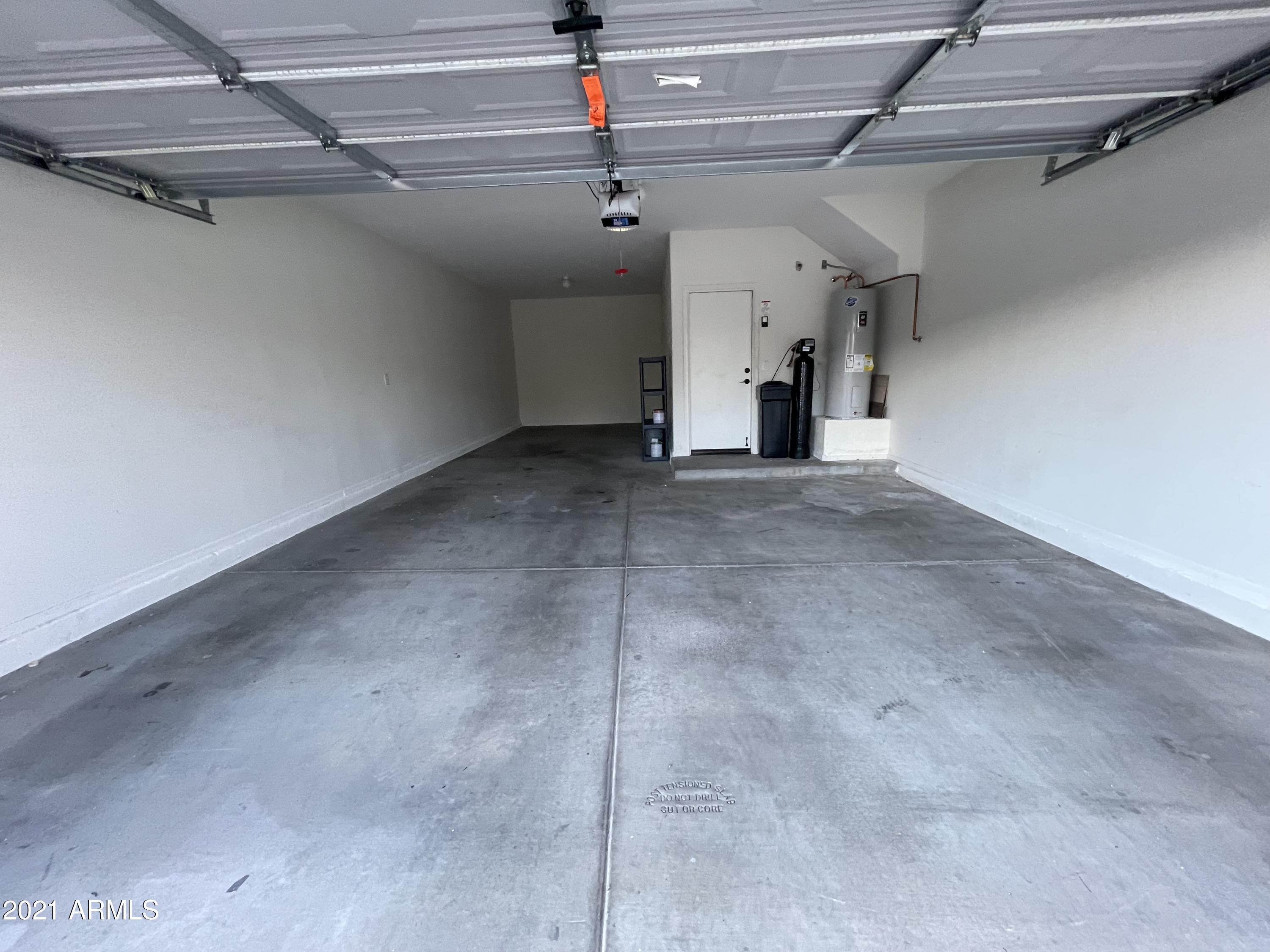 3304 E Blueridge Way