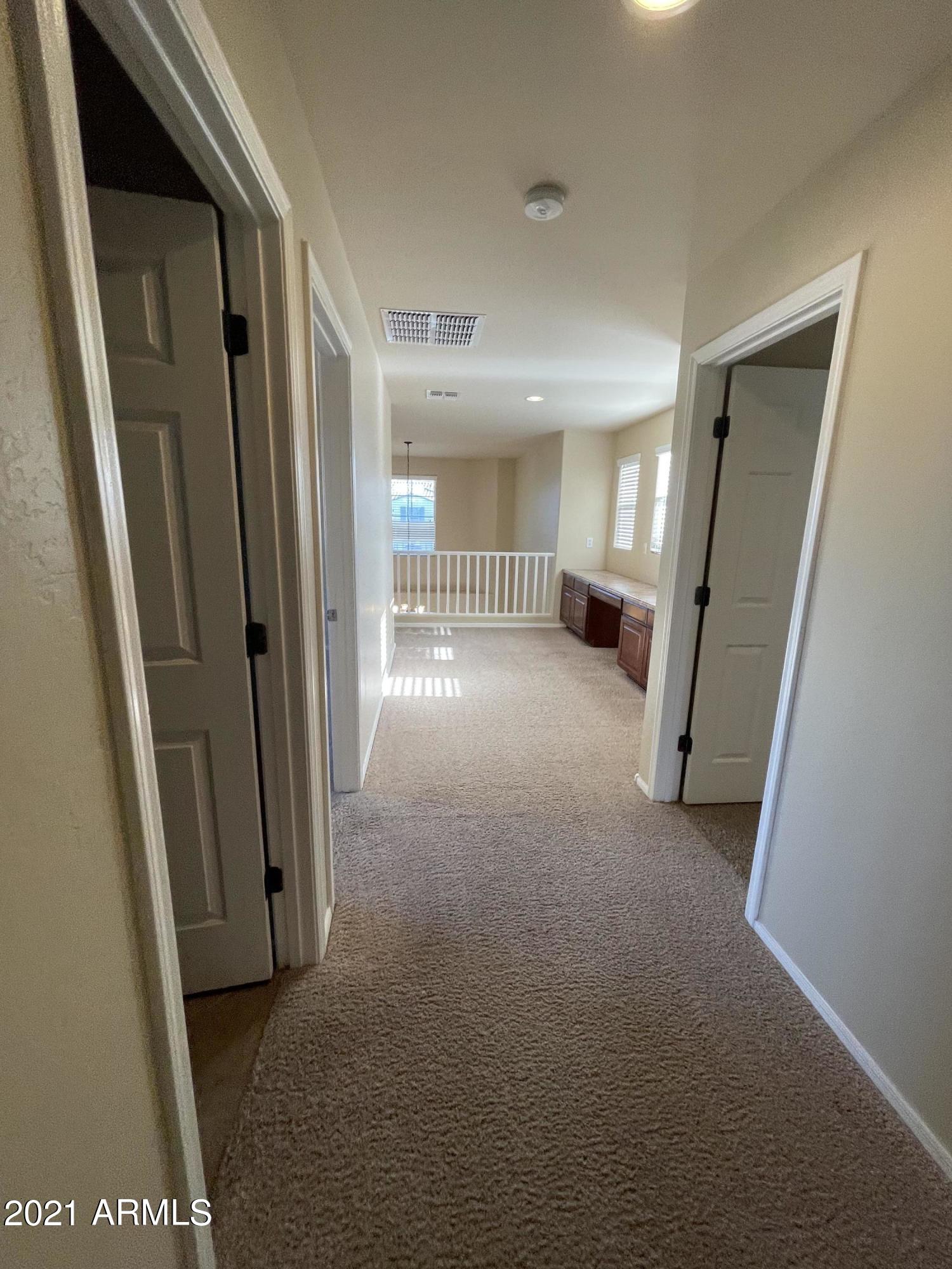 3304 E Blueridge Way