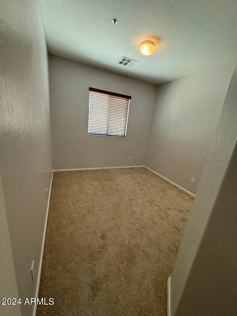 165 W TREMAINE Court