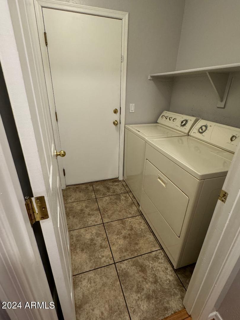 165 W TREMAINE Court