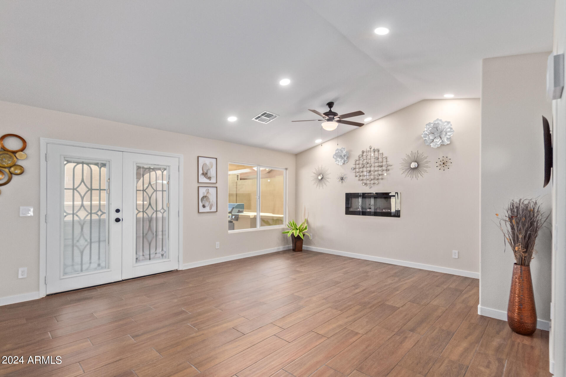 11303 W LAWRENCE Lane