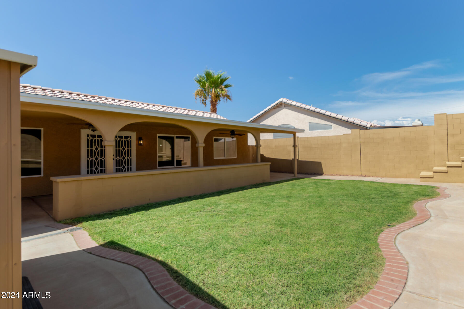 11303 W LAWRENCE Lane