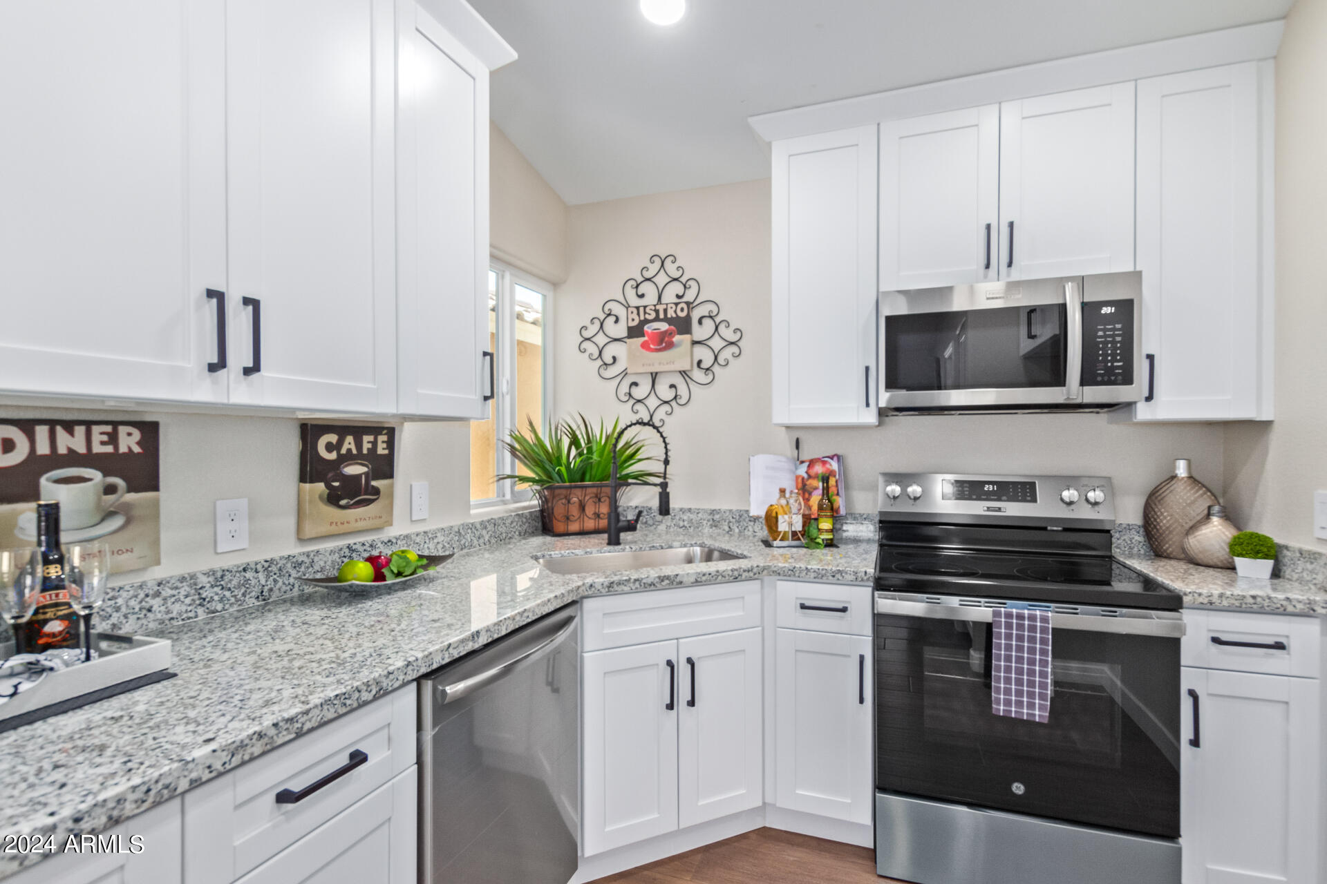 11303 W LAWRENCE Lane