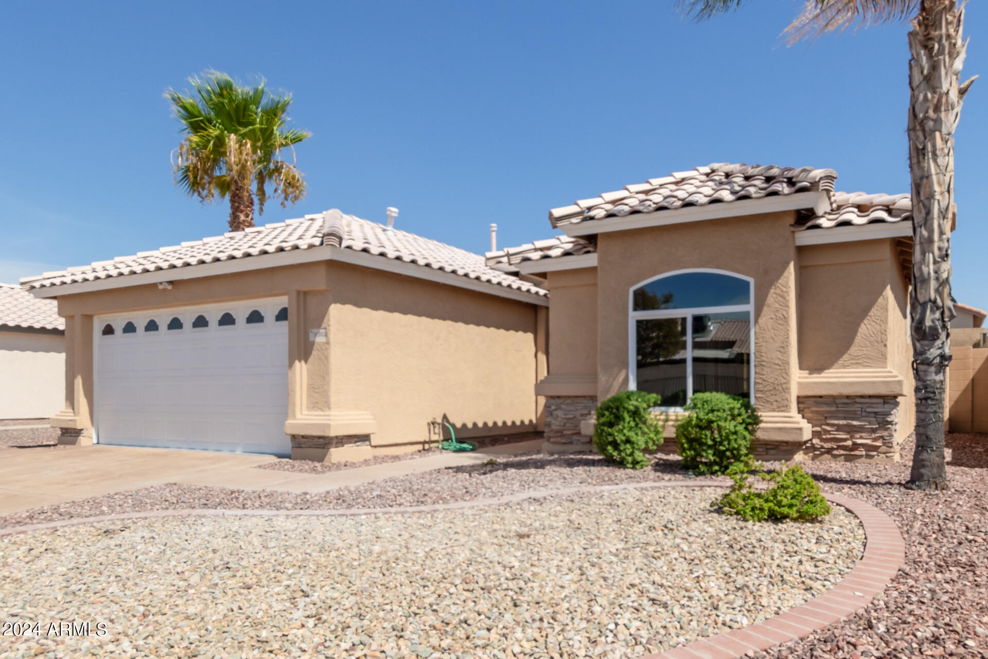 11303 W LAWRENCE Lane