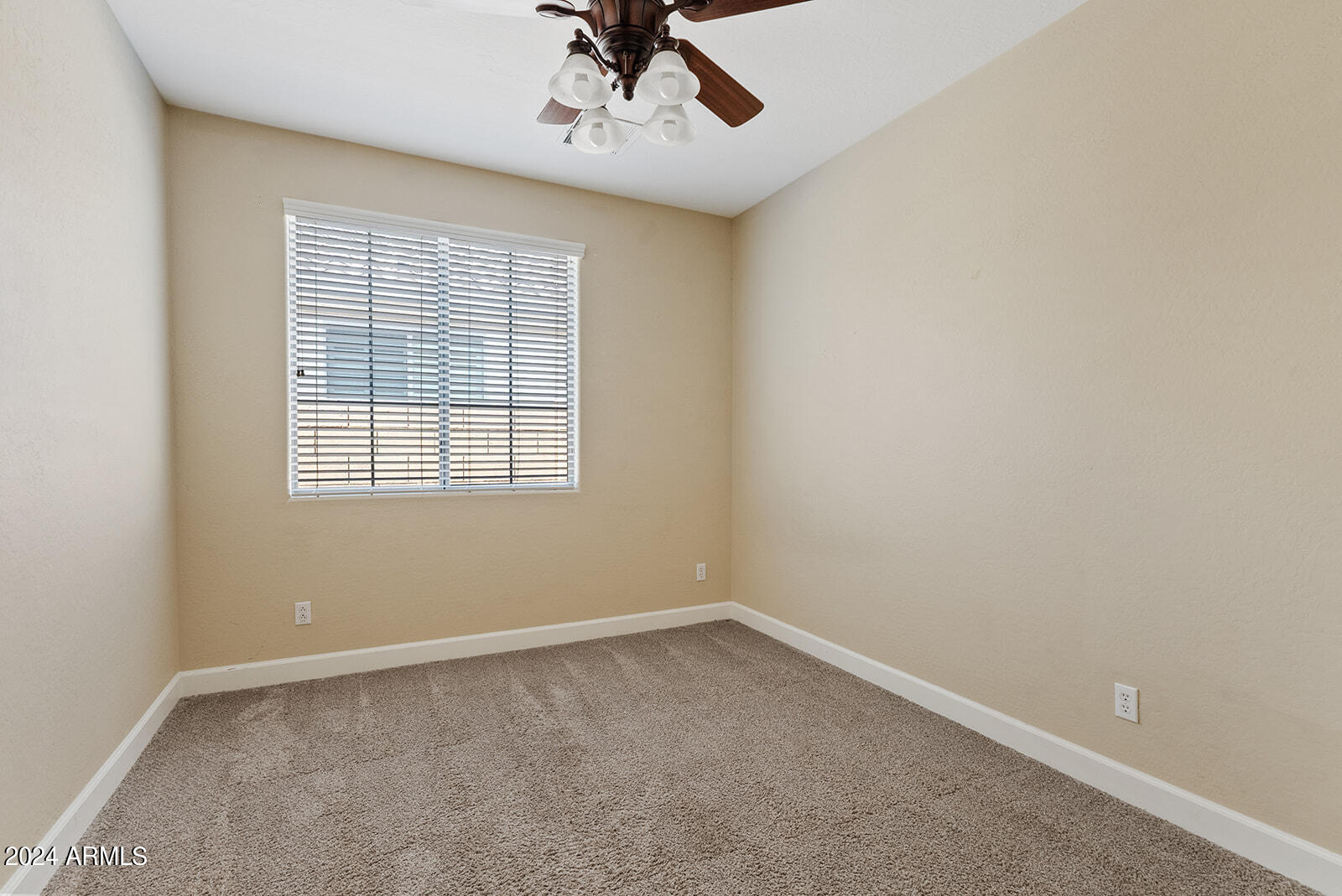 311 W WISTERIA Place