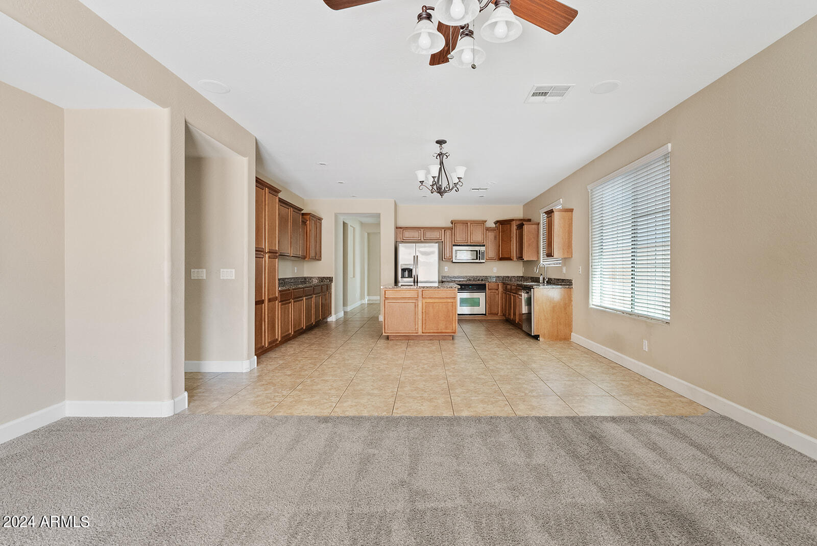 311 W WISTERIA Place