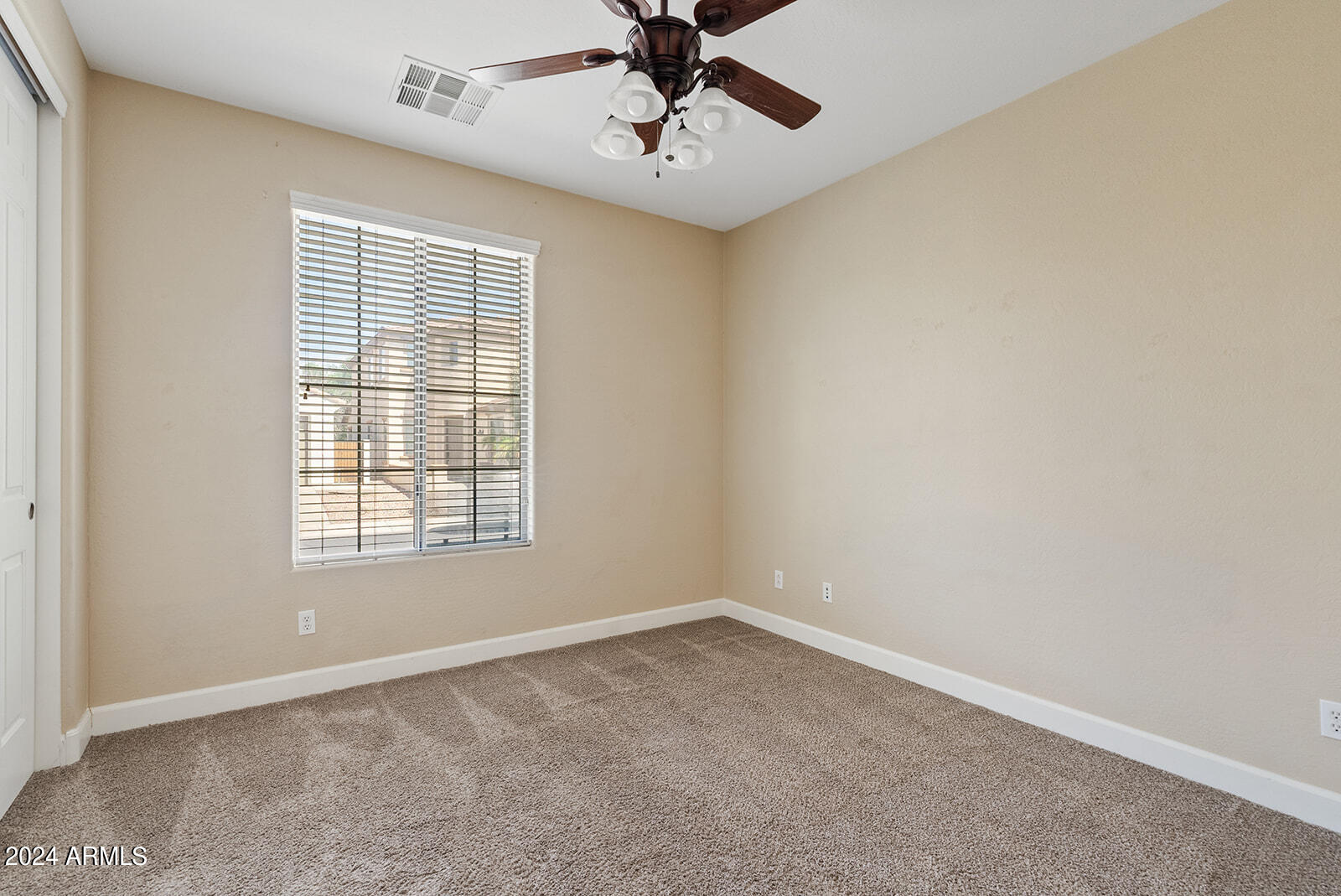 311 W WISTERIA Place