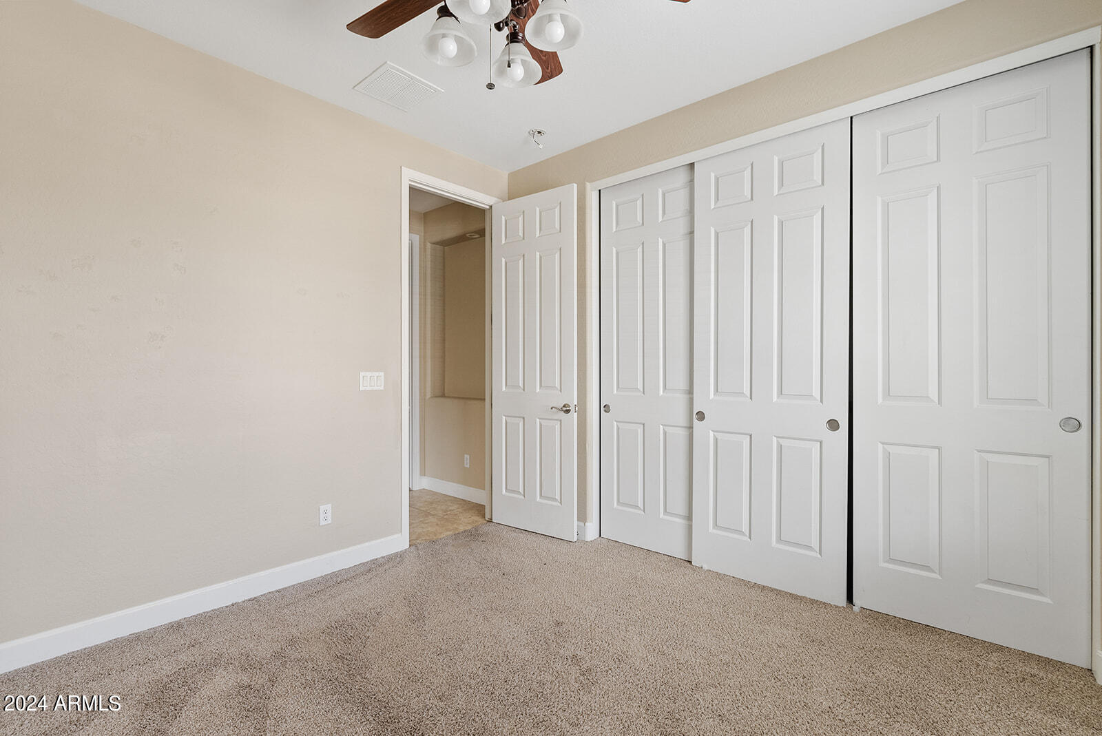 311 W WISTERIA Place