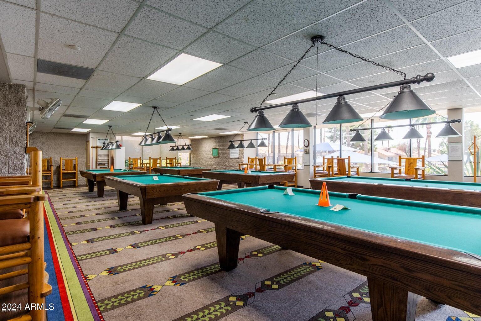 1864 E AUGUSTA Avenue