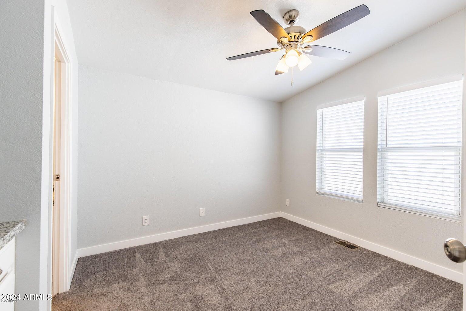 1864 E AUGUSTA Avenue