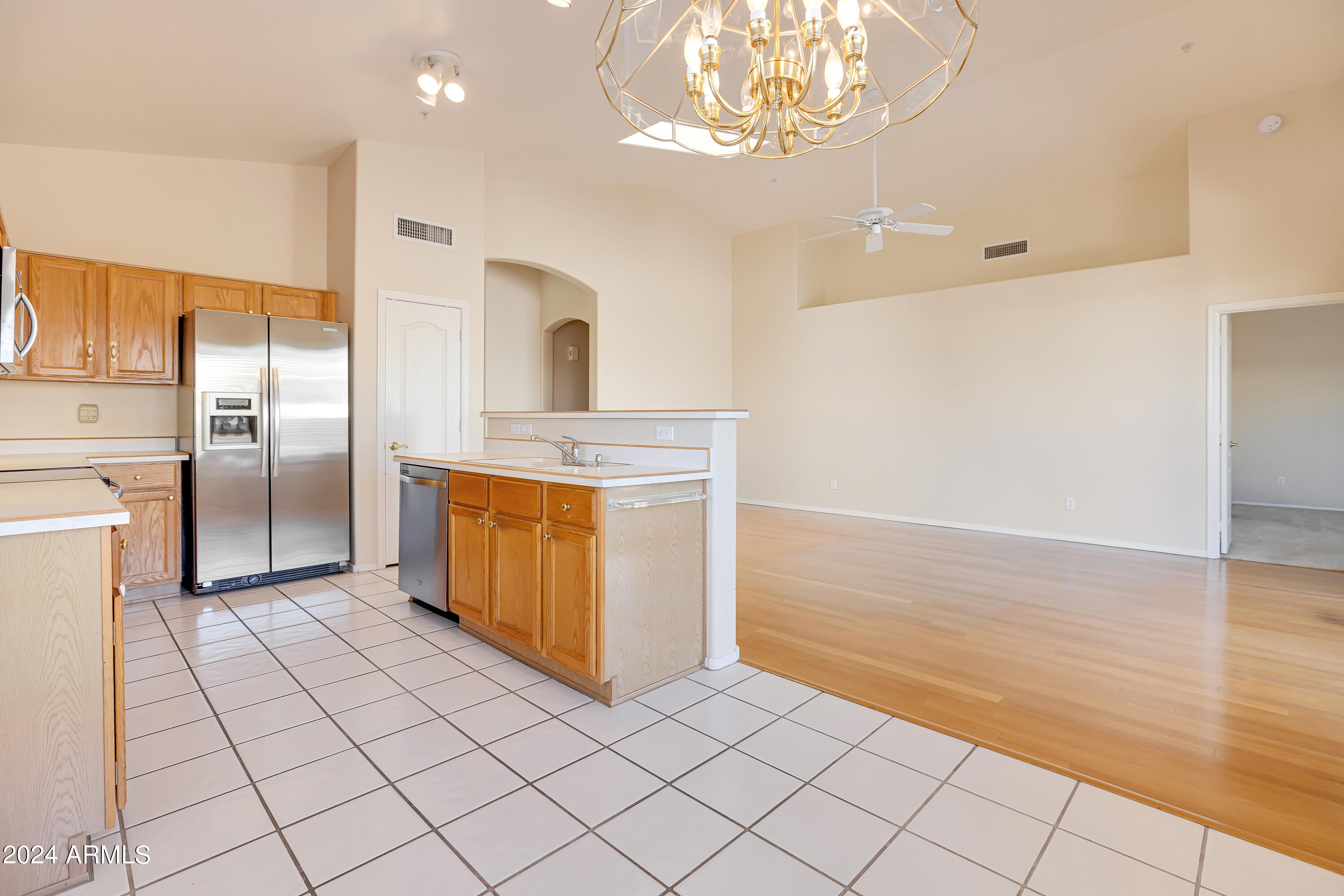 9292 E DREYFUS Place