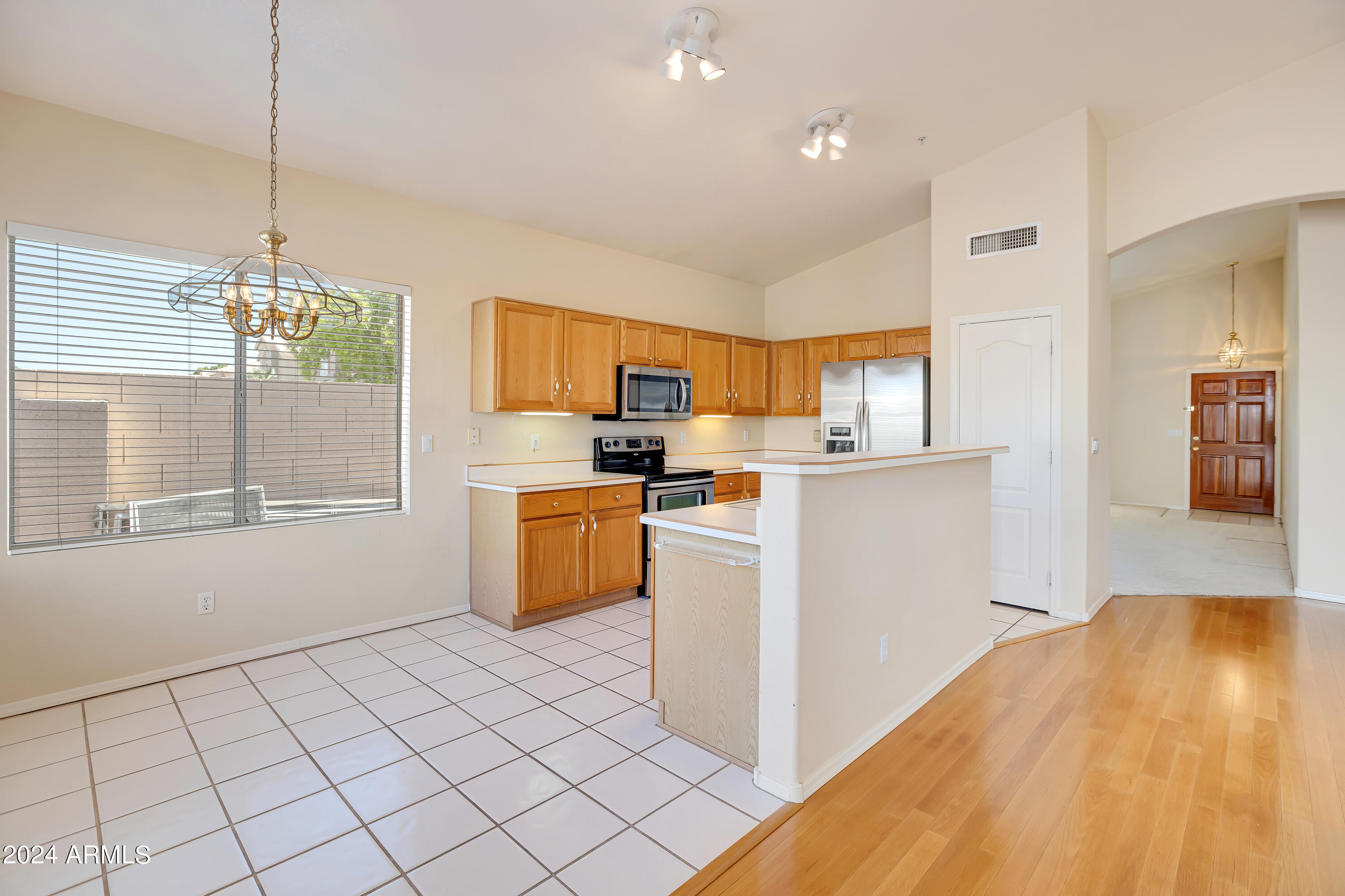 9292 E DREYFUS Place