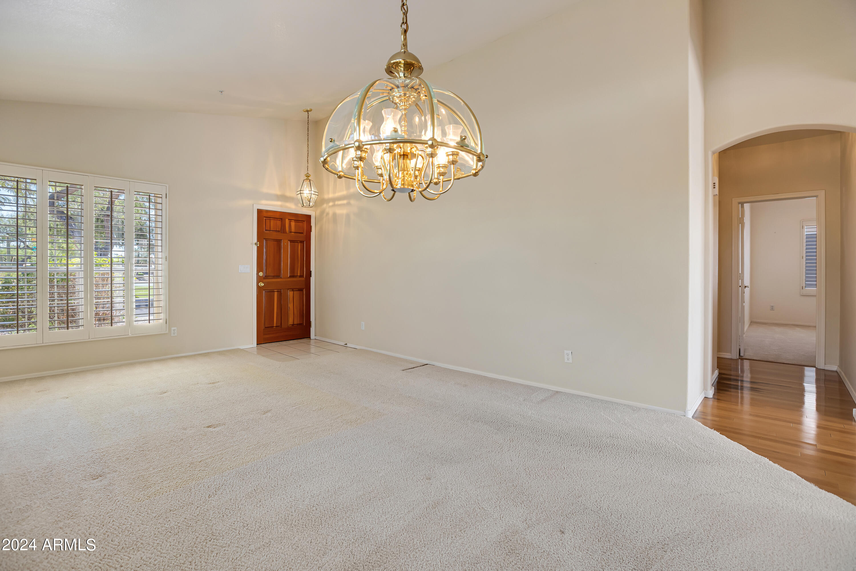 9292 E DREYFUS Place