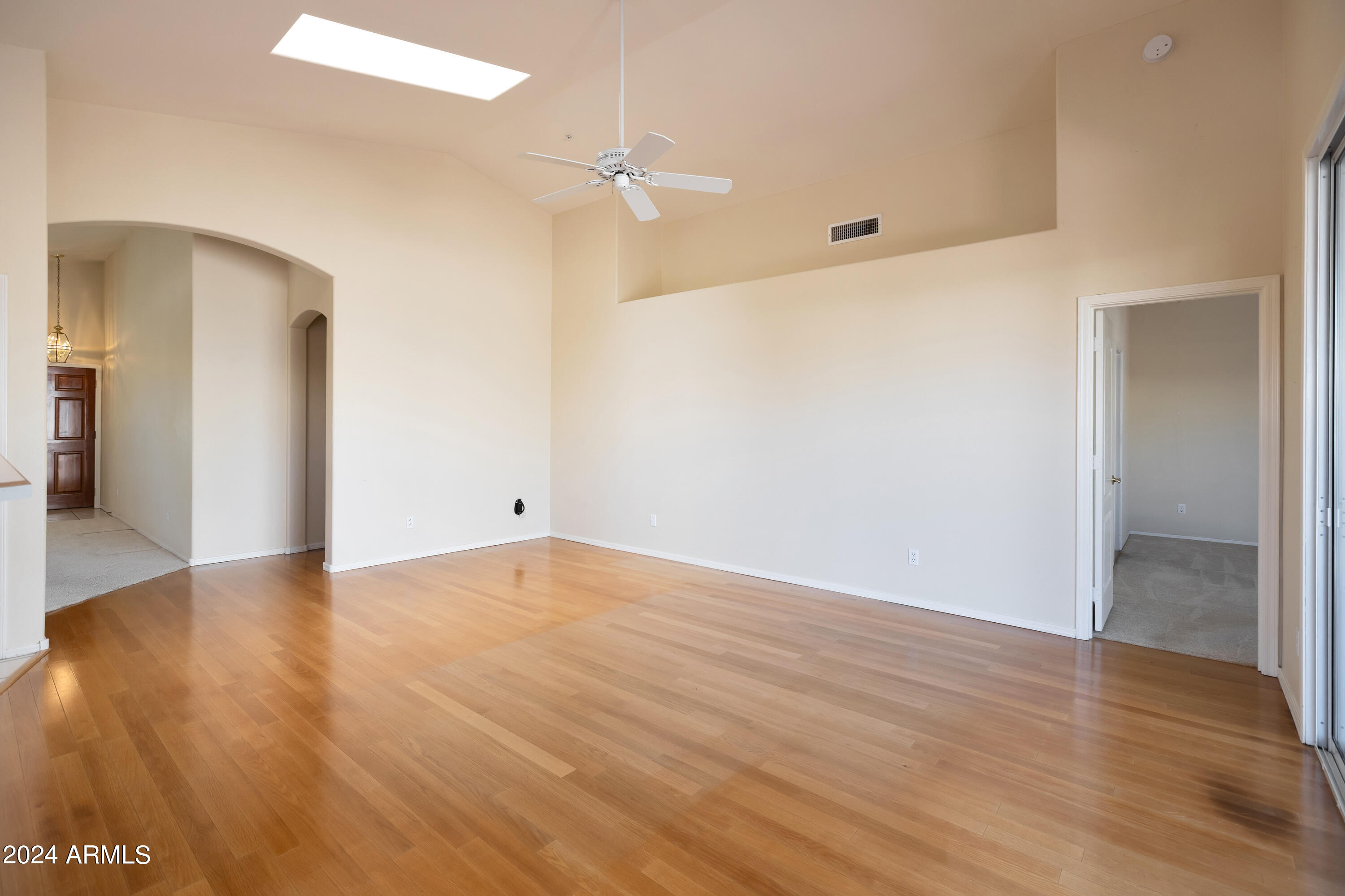 9292 E DREYFUS Place