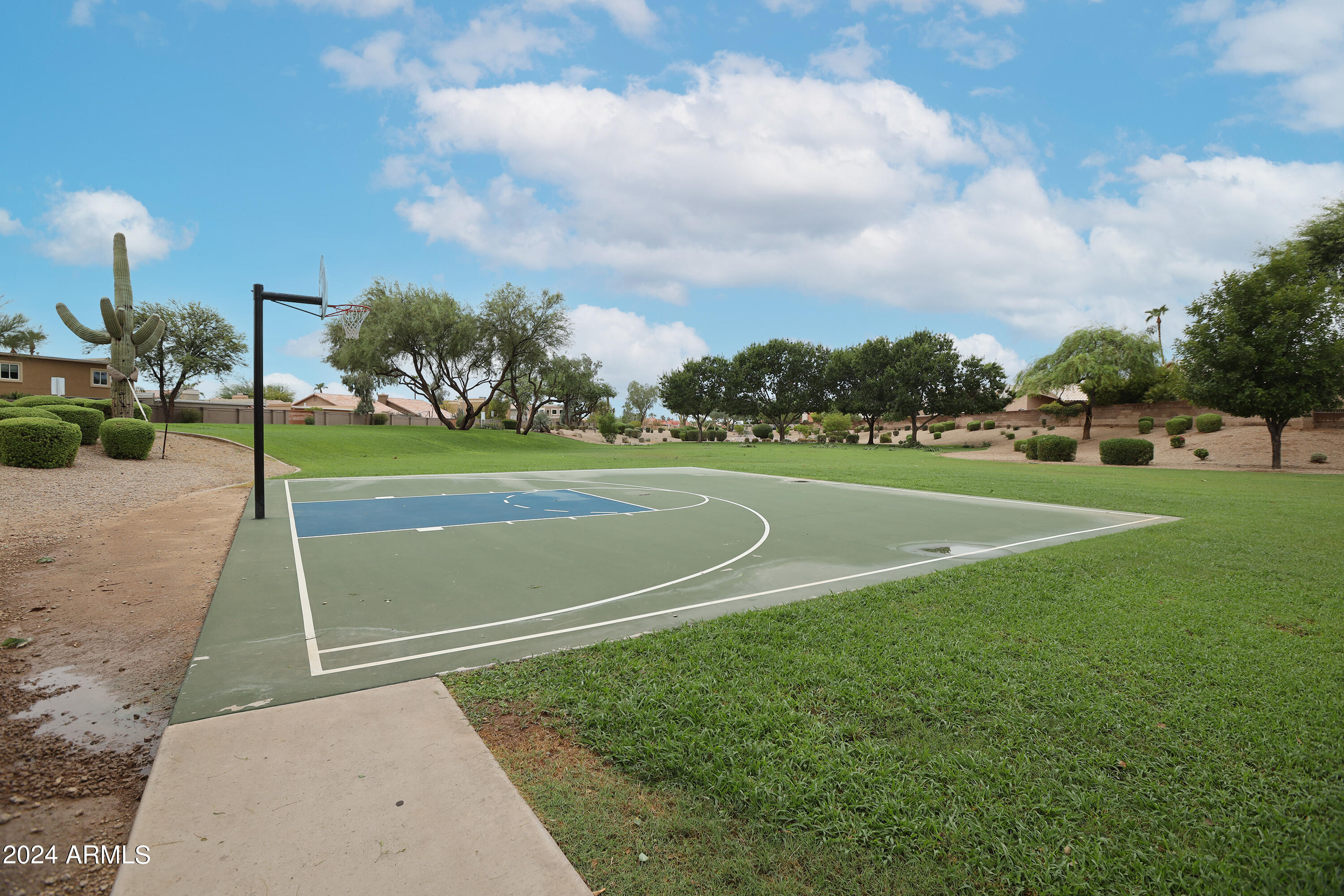 9292 E DREYFUS Place