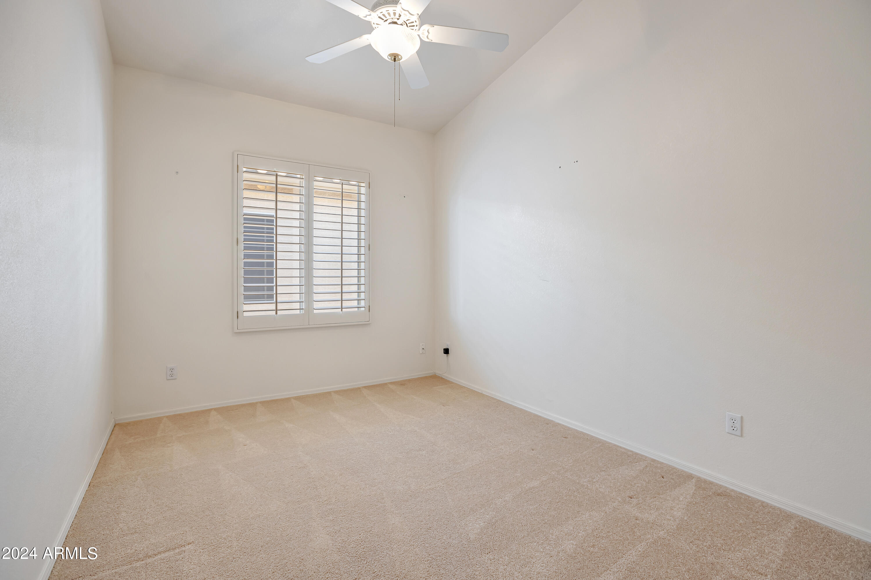 9292 E DREYFUS Place