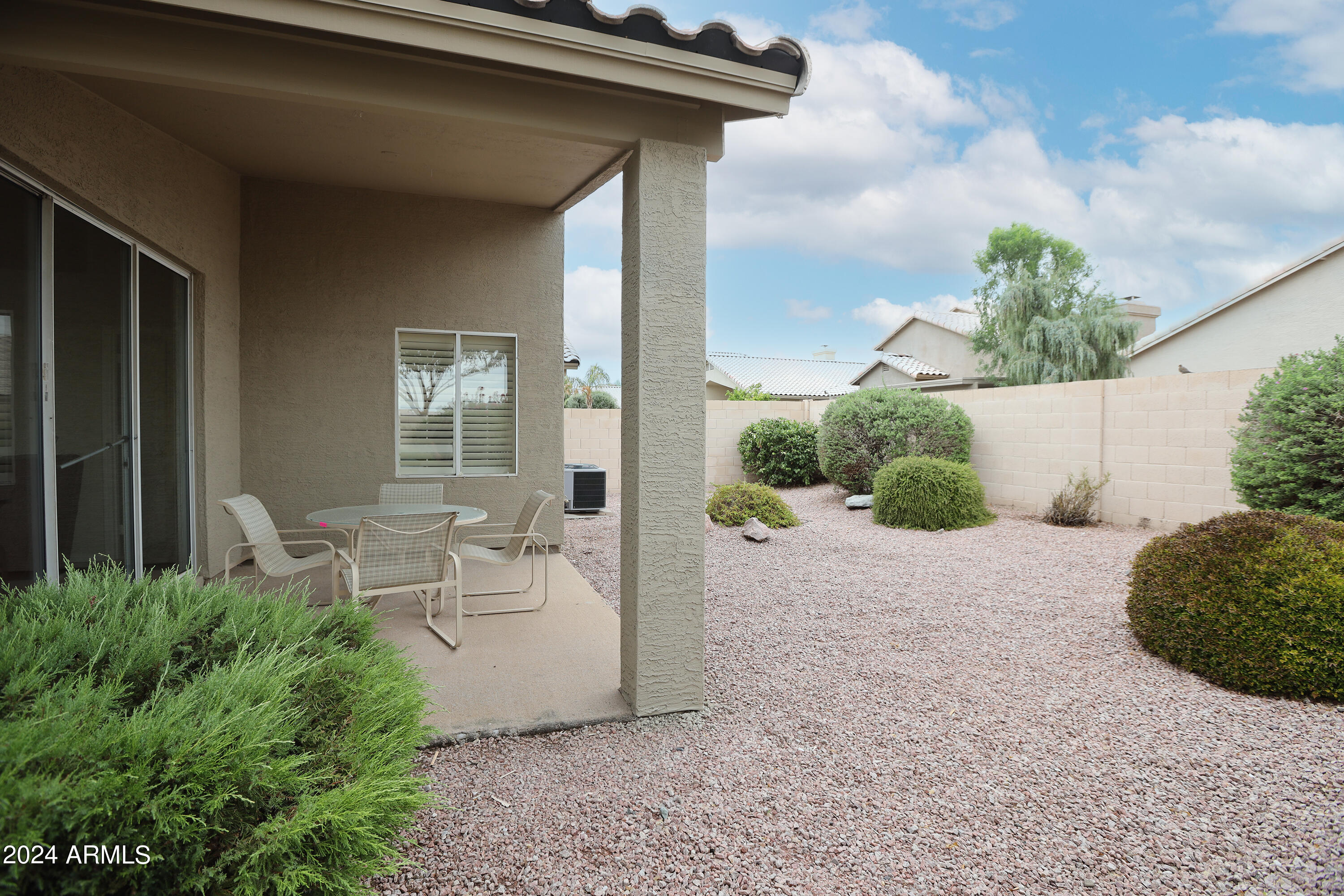 9292 E DREYFUS Place