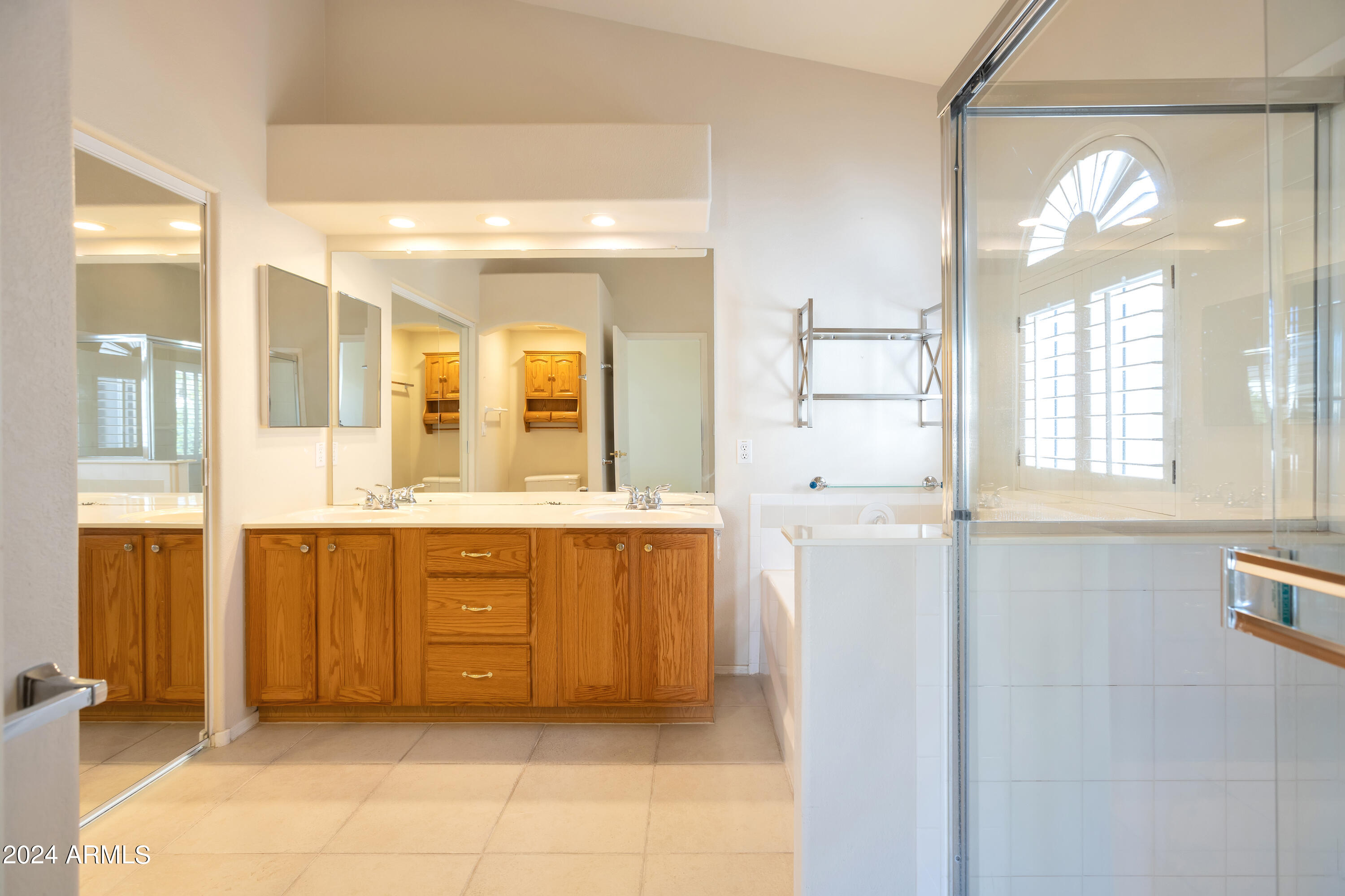 9292 E DREYFUS Place