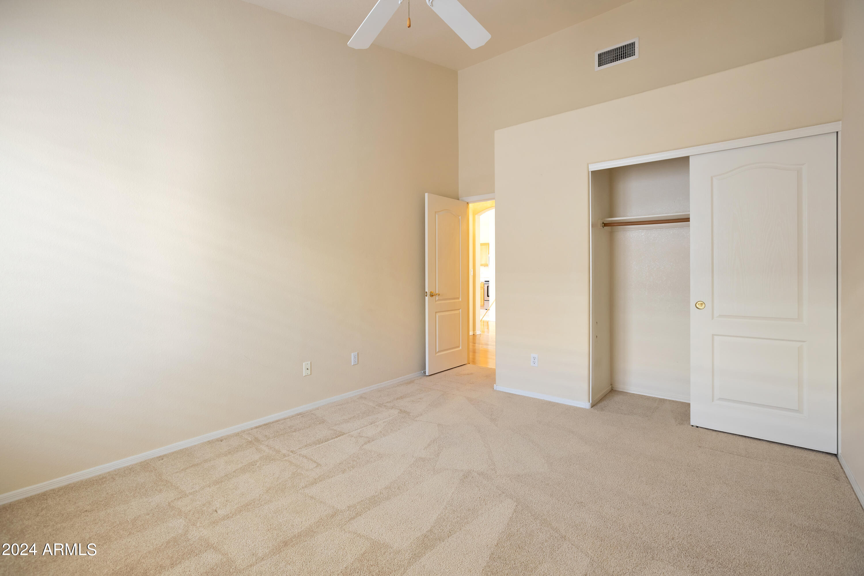 9292 E DREYFUS Place