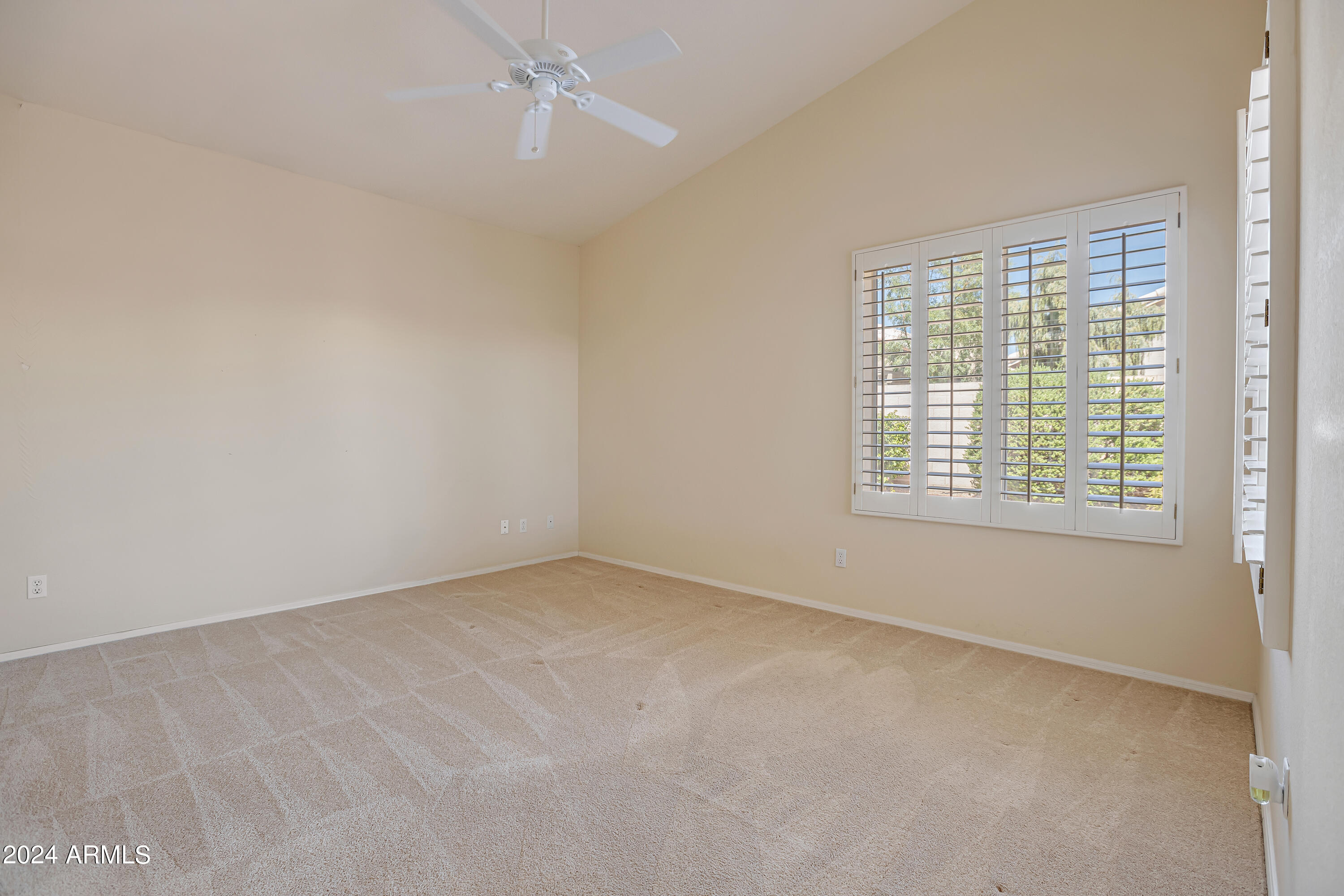 9292 E DREYFUS Place