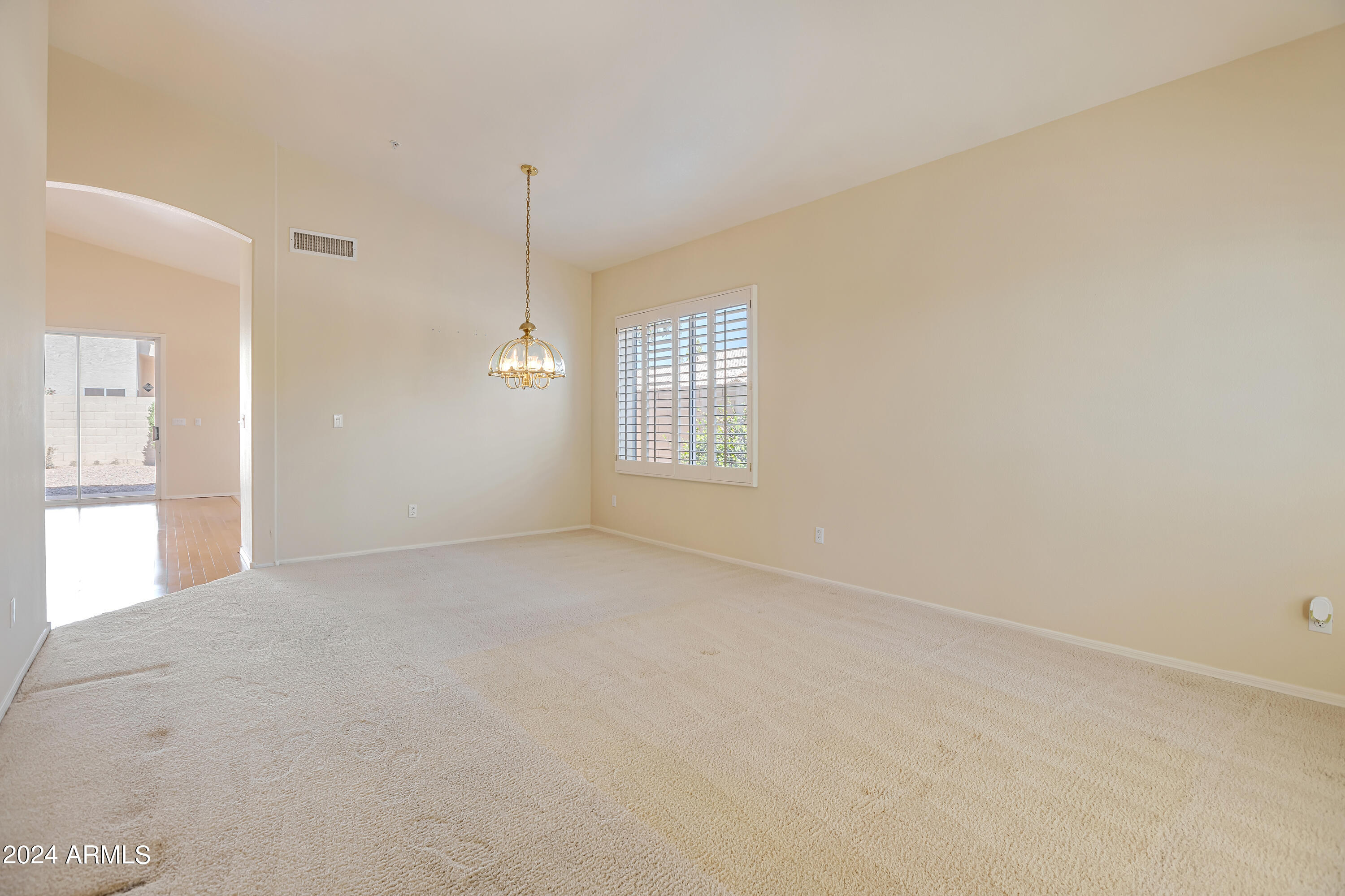 9292 E DREYFUS Place