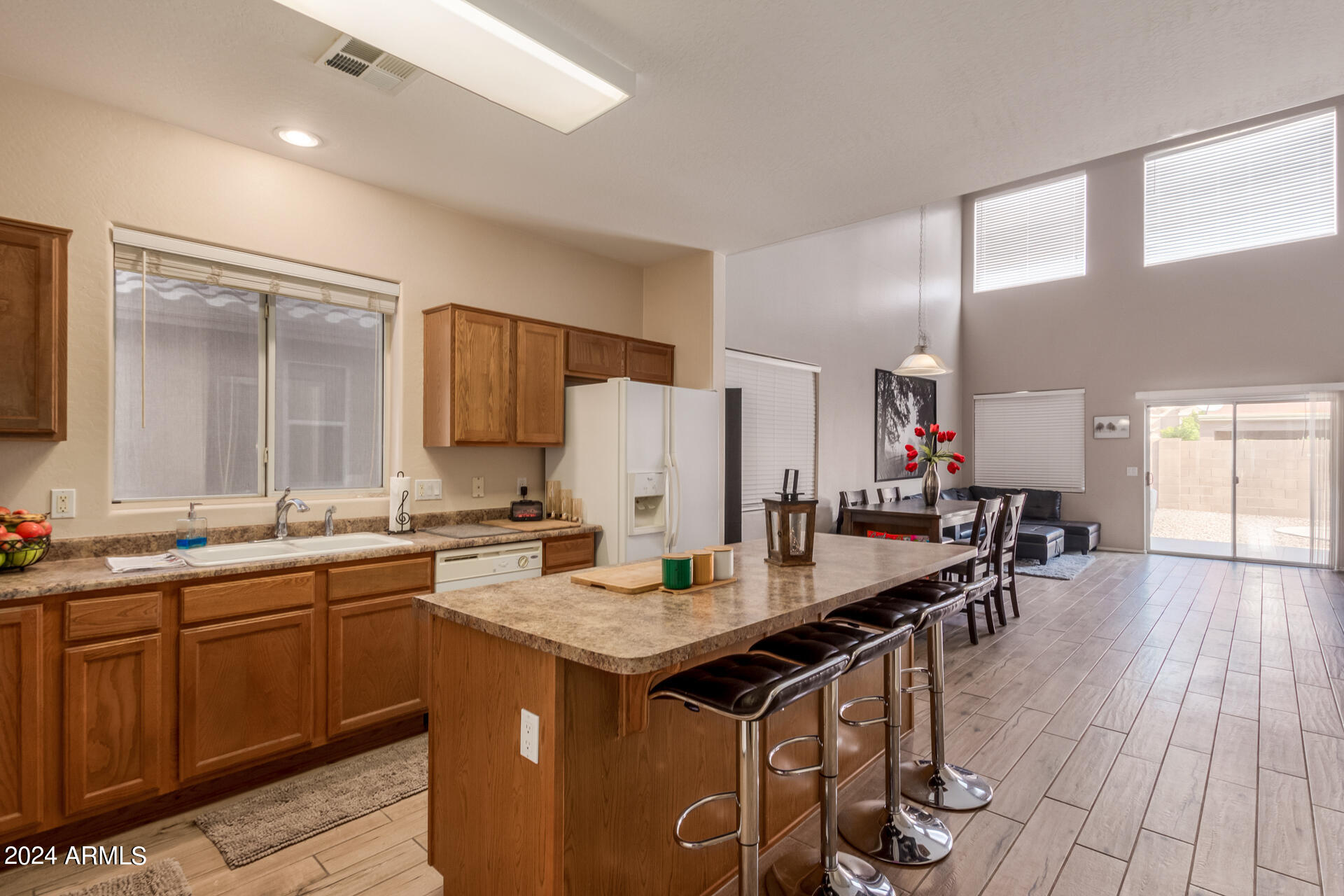 44246 W MCCLELLAND Drive