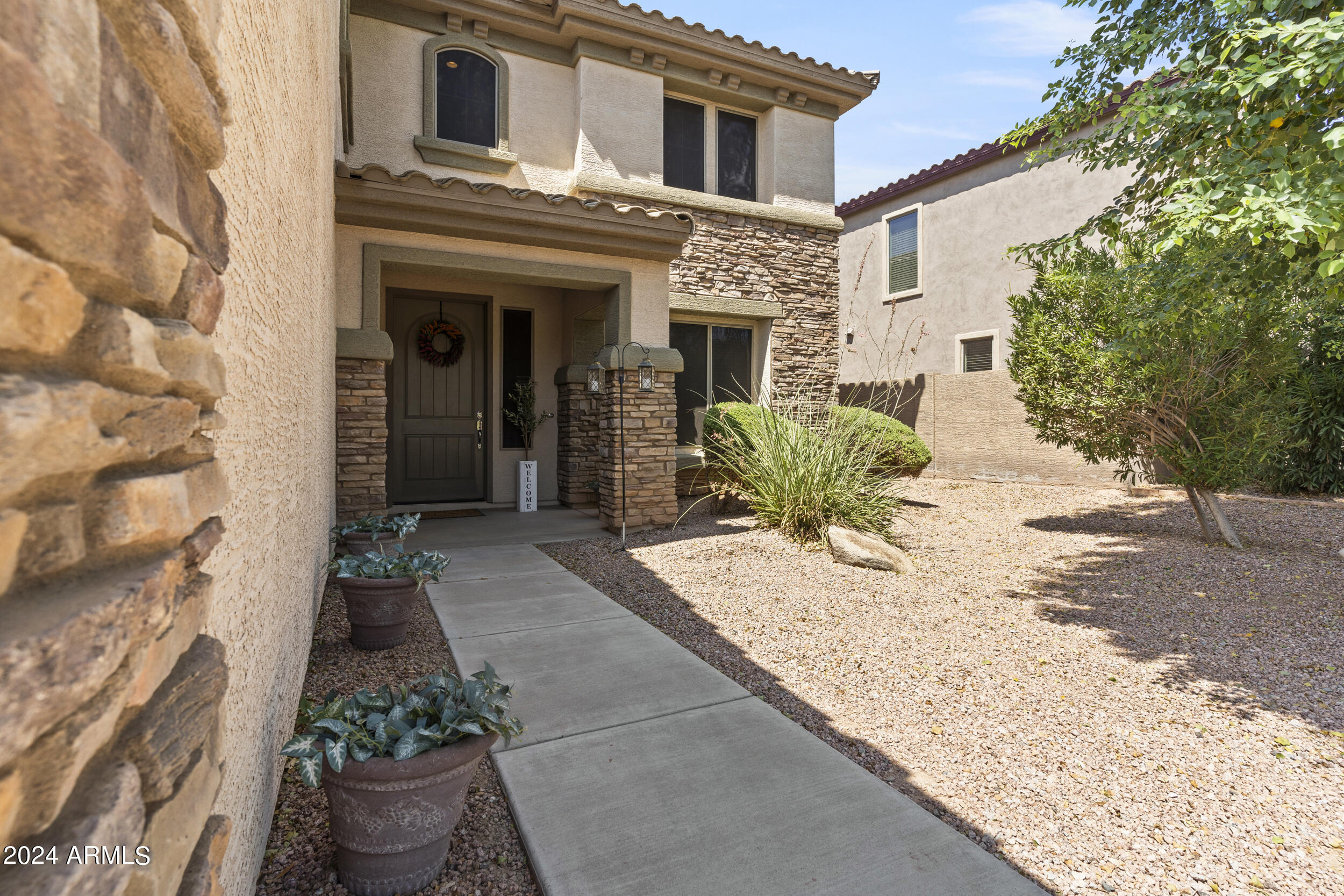 10864 E REGINALD Avenue