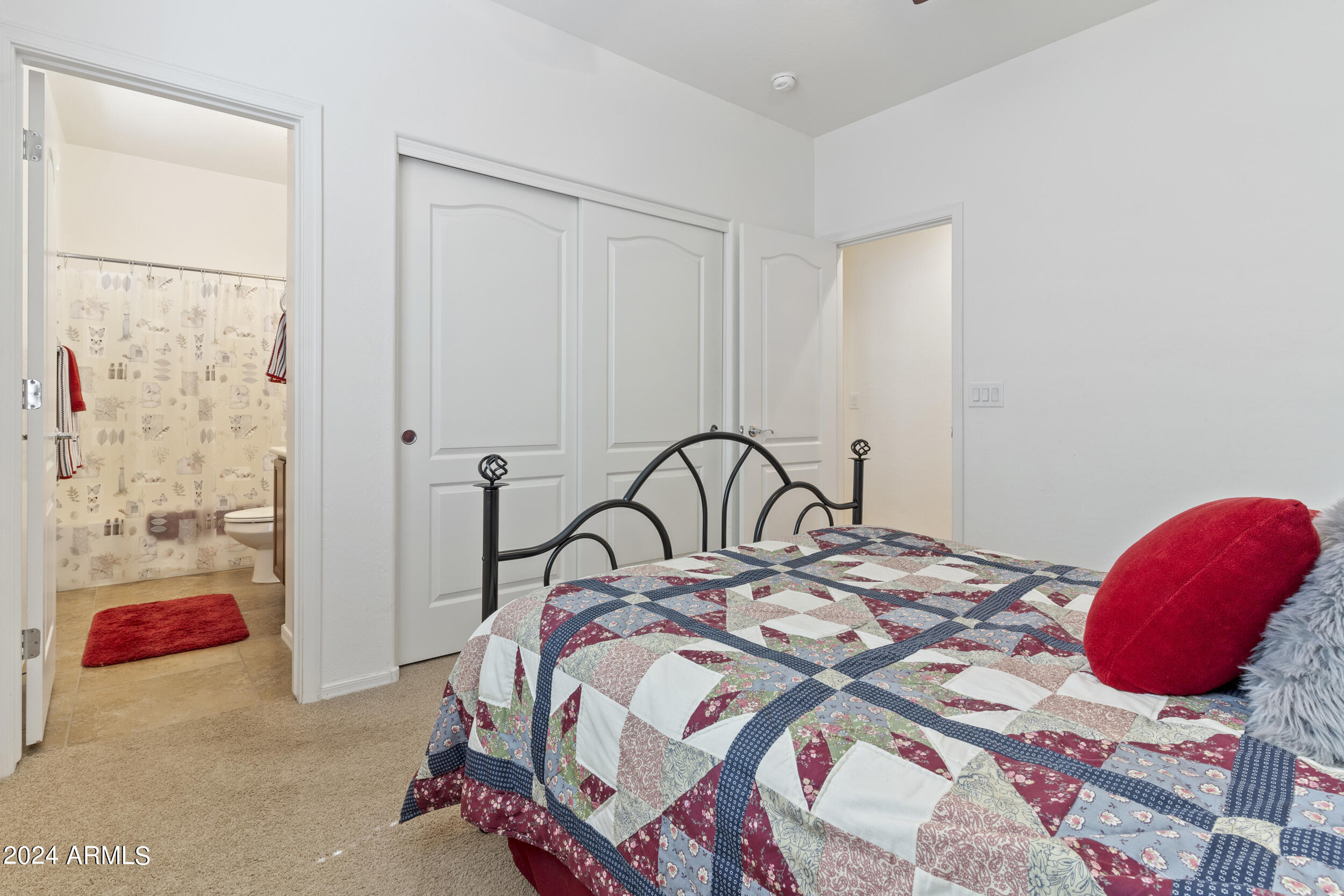 10864 E REGINALD Avenue